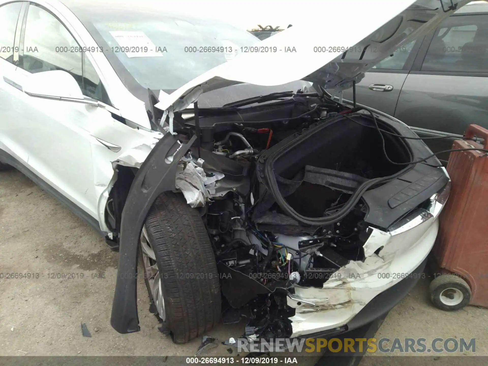 6 Photograph of a damaged car 5YJXCBE27LF219572 TESLA MODEL X 2020