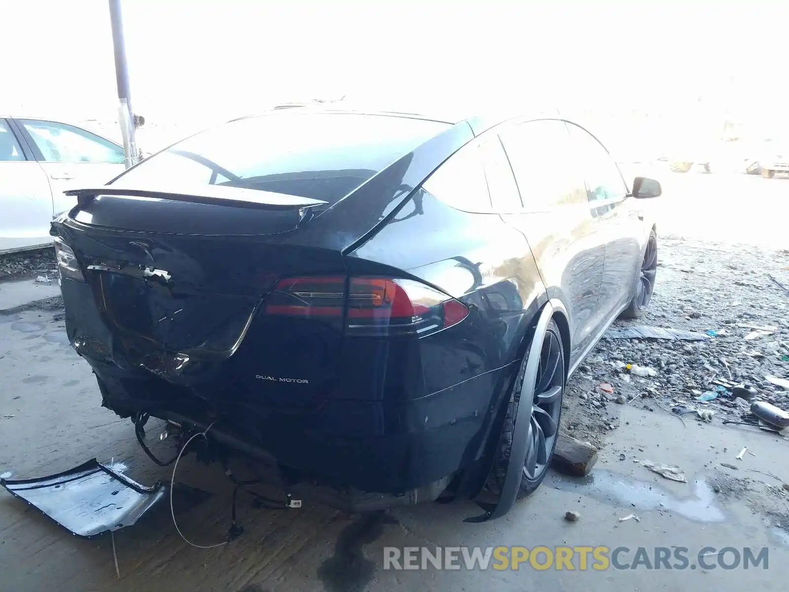 4 Photograph of a damaged car 5YJXCBE27LF238025 TESLA MODEL X 2020