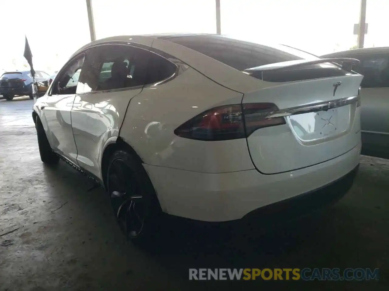 3 Фотография поврежденного автомобиля 5YJXCBE27LF282185 TESLA MODEL X 2020