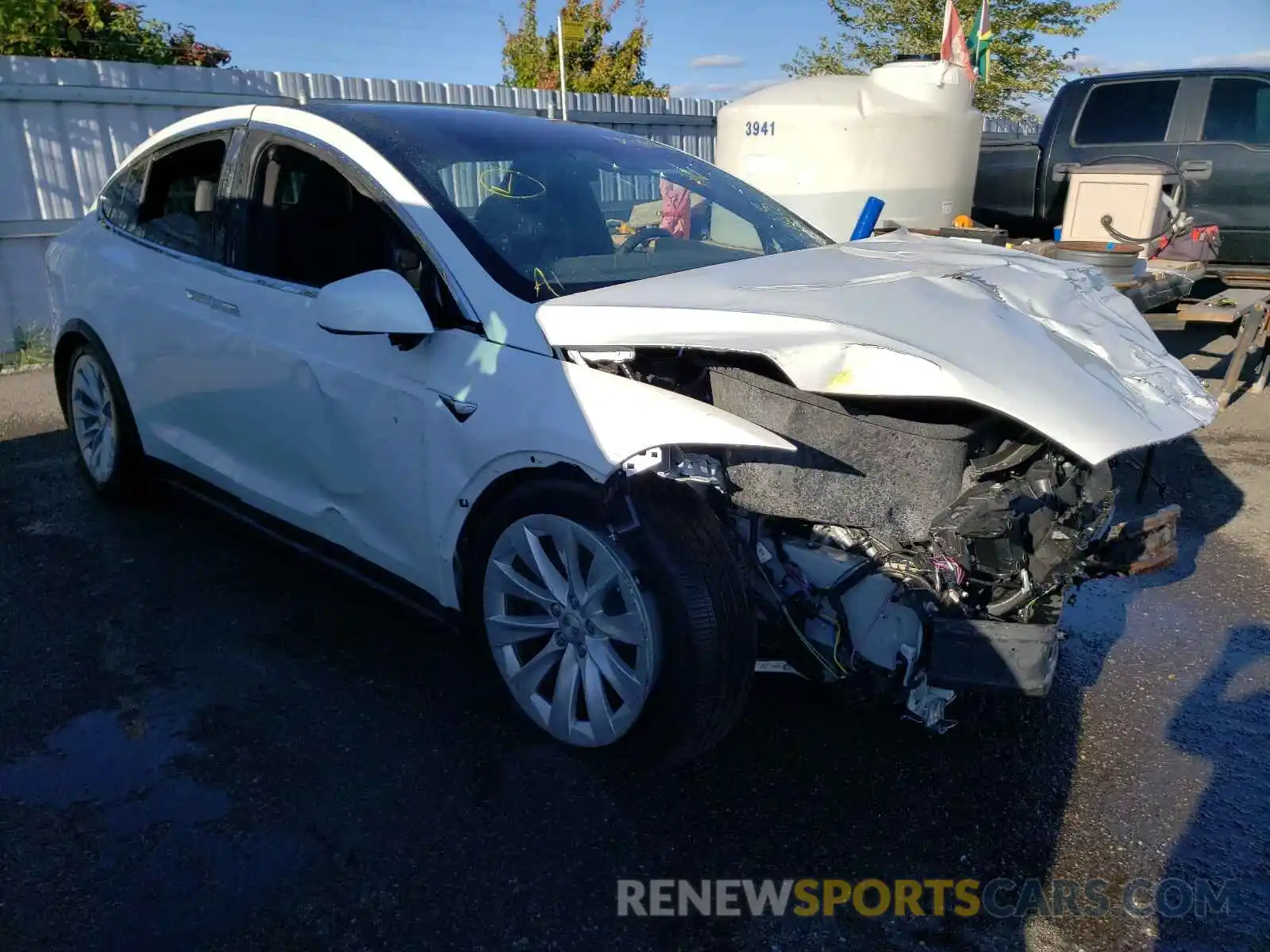 1 Photograph of a damaged car 5YJXCBE27LF296345 TESLA MODEL X 2020