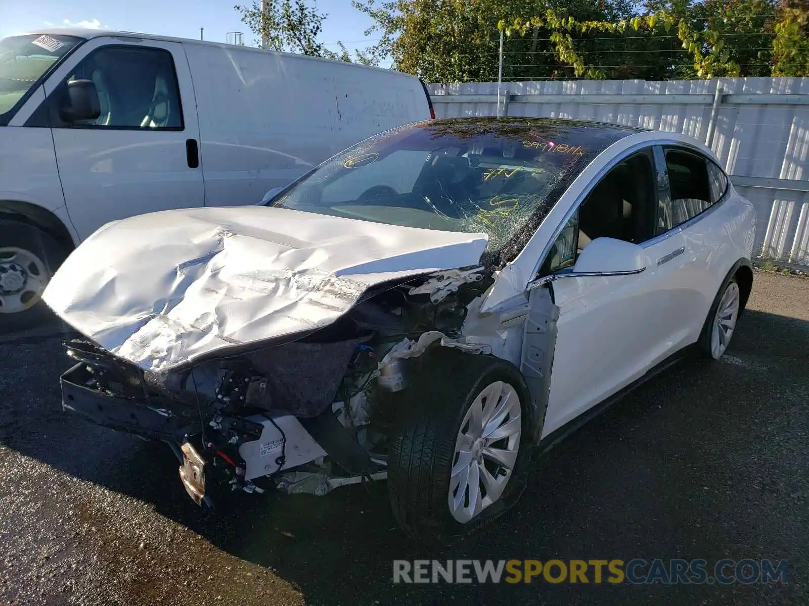 2 Photograph of a damaged car 5YJXCBE27LF296345 TESLA MODEL X 2020