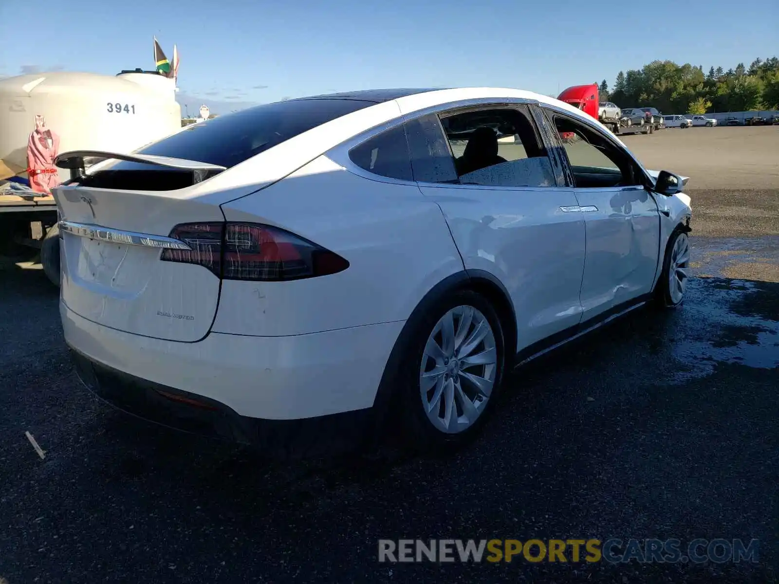 4 Фотография поврежденного автомобиля 5YJXCBE27LF296345 TESLA MODEL X 2020