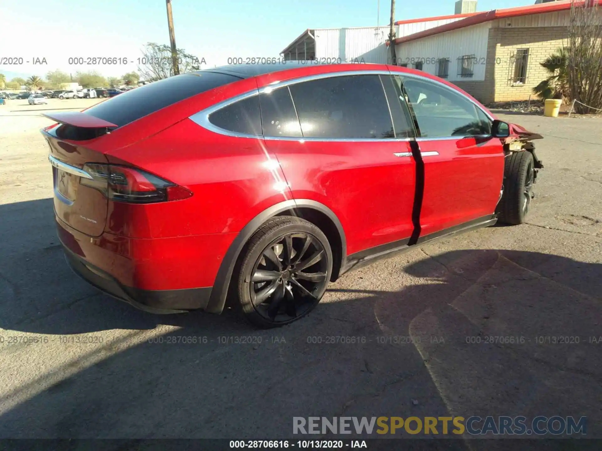 4 Фотография поврежденного автомобиля 5YJXCBE28LF242570 TESLA MODEL X 2020