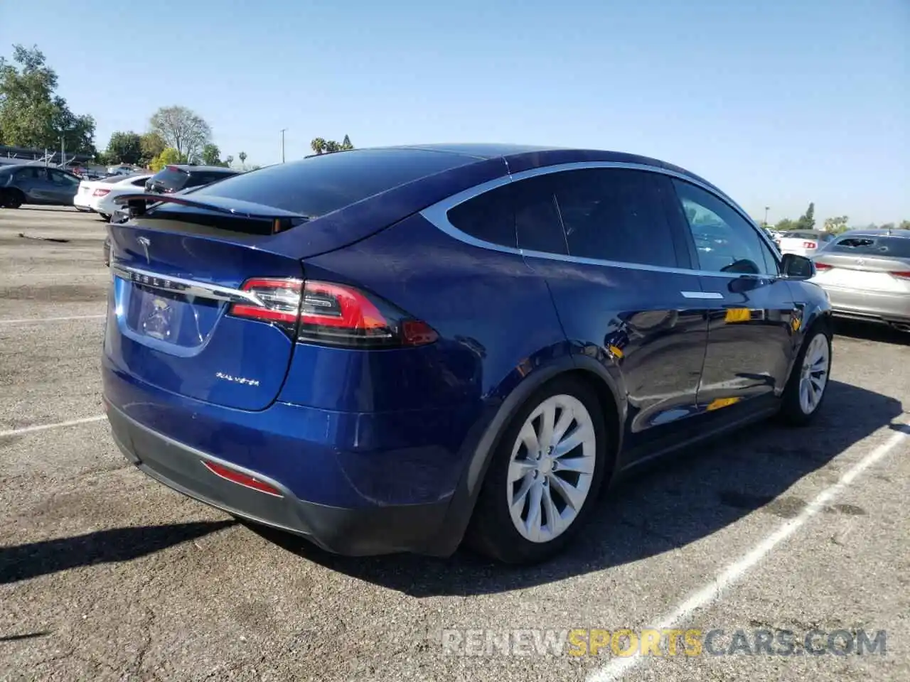 4 Photograph of a damaged car 5YJXCBE29LF232744 TESLA MODEL X 2020