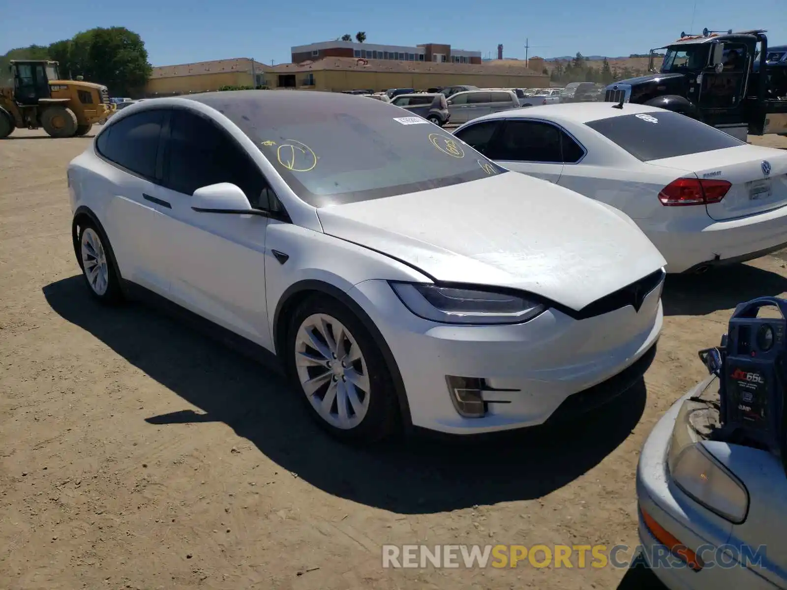 1 Photograph of a damaged car 5YJXCBE29LF242190 TESLA MODEL X 2020