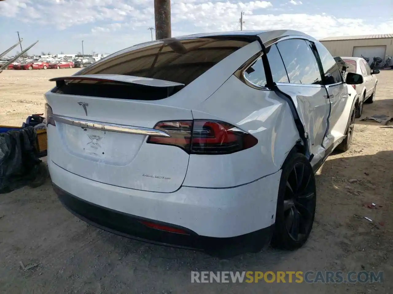 4 Фотография поврежденного автомобиля 5YJXCBE2XLF228900 TESLA MODEL X 2020