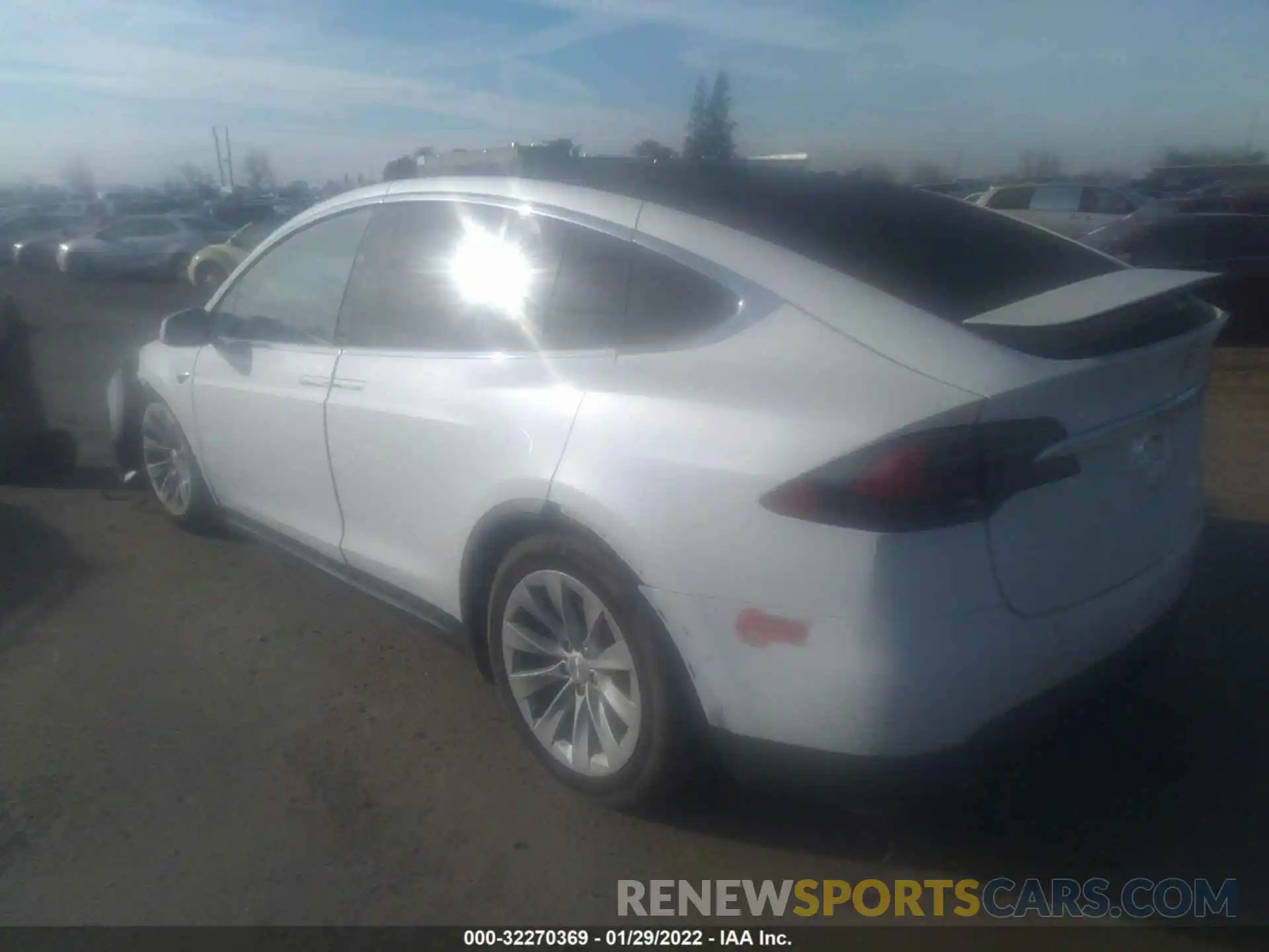 3 Фотография поврежденного автомобиля 5YJXCBE2XLF235541 TESLA MODEL X 2020