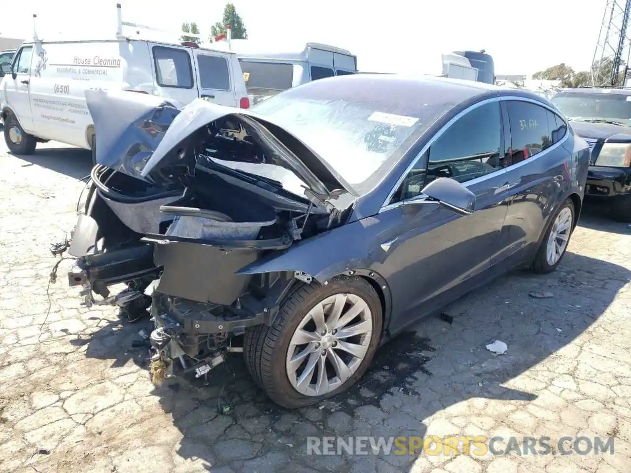 2 Photograph of a damaged car 5YJXCBE2XLF247639 TESLA MODEL X 2020