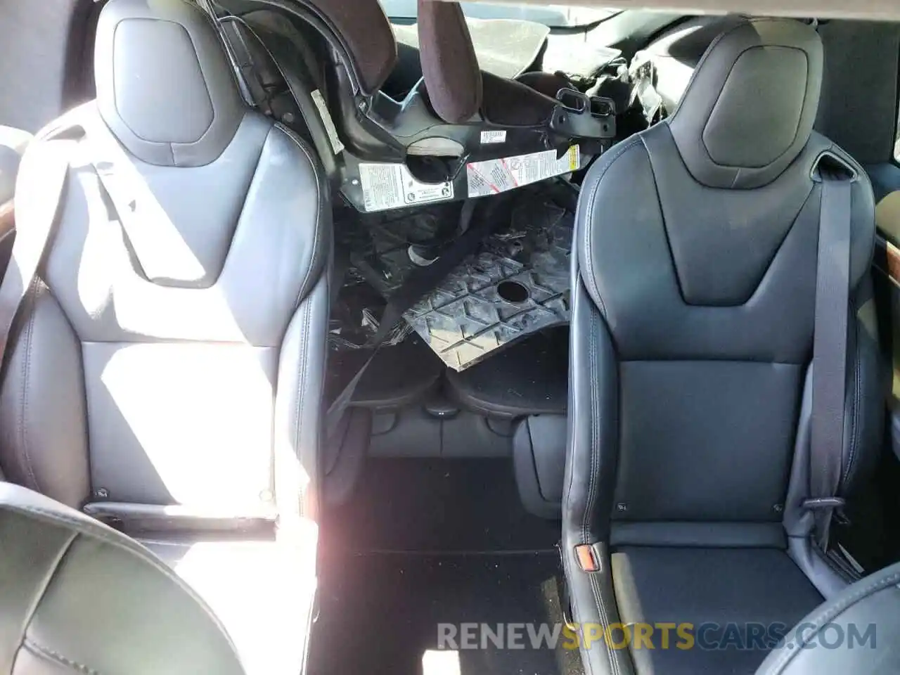 6 Photograph of a damaged car 5YJXCBE2XLF247639 TESLA MODEL X 2020