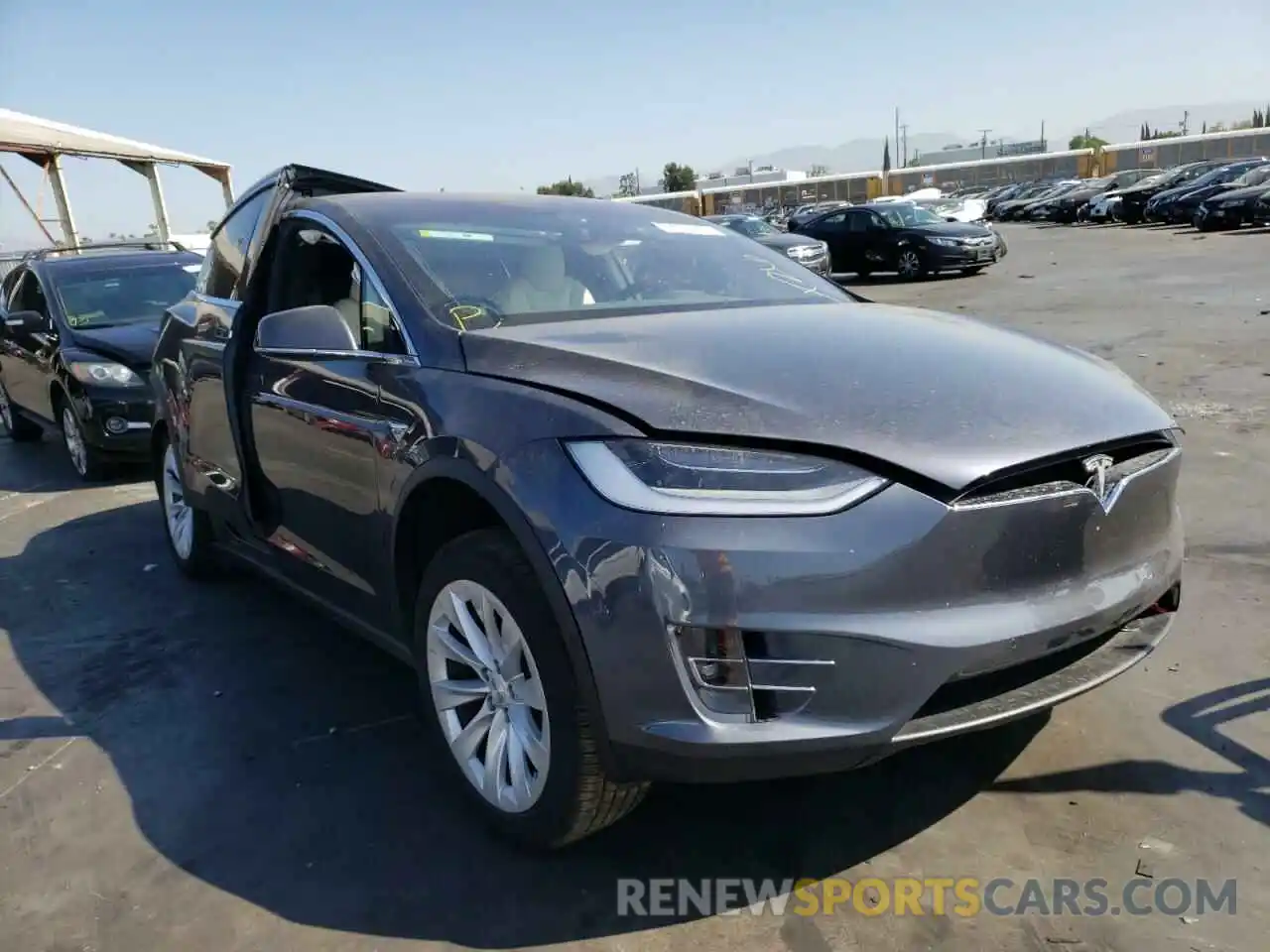 1 Photograph of a damaged car 5YJXCBE2XLF304258 TESLA MODEL X 2020