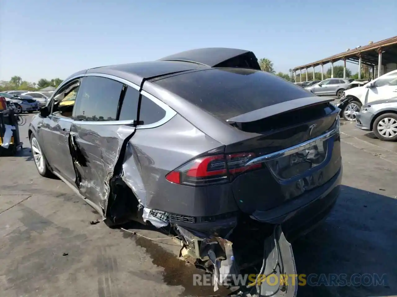 3 Photograph of a damaged car 5YJXCBE2XLF304258 TESLA MODEL X 2020