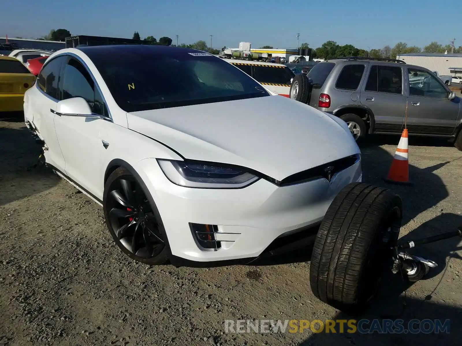 1 Photograph of a damaged car 5YJXCBE44LF246259 TESLA MODEL X 2020