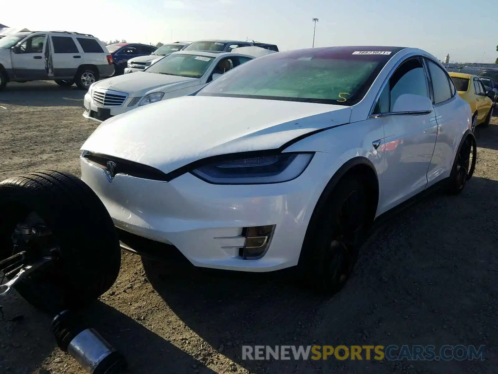 2 Photograph of a damaged car 5YJXCBE44LF246259 TESLA MODEL X 2020