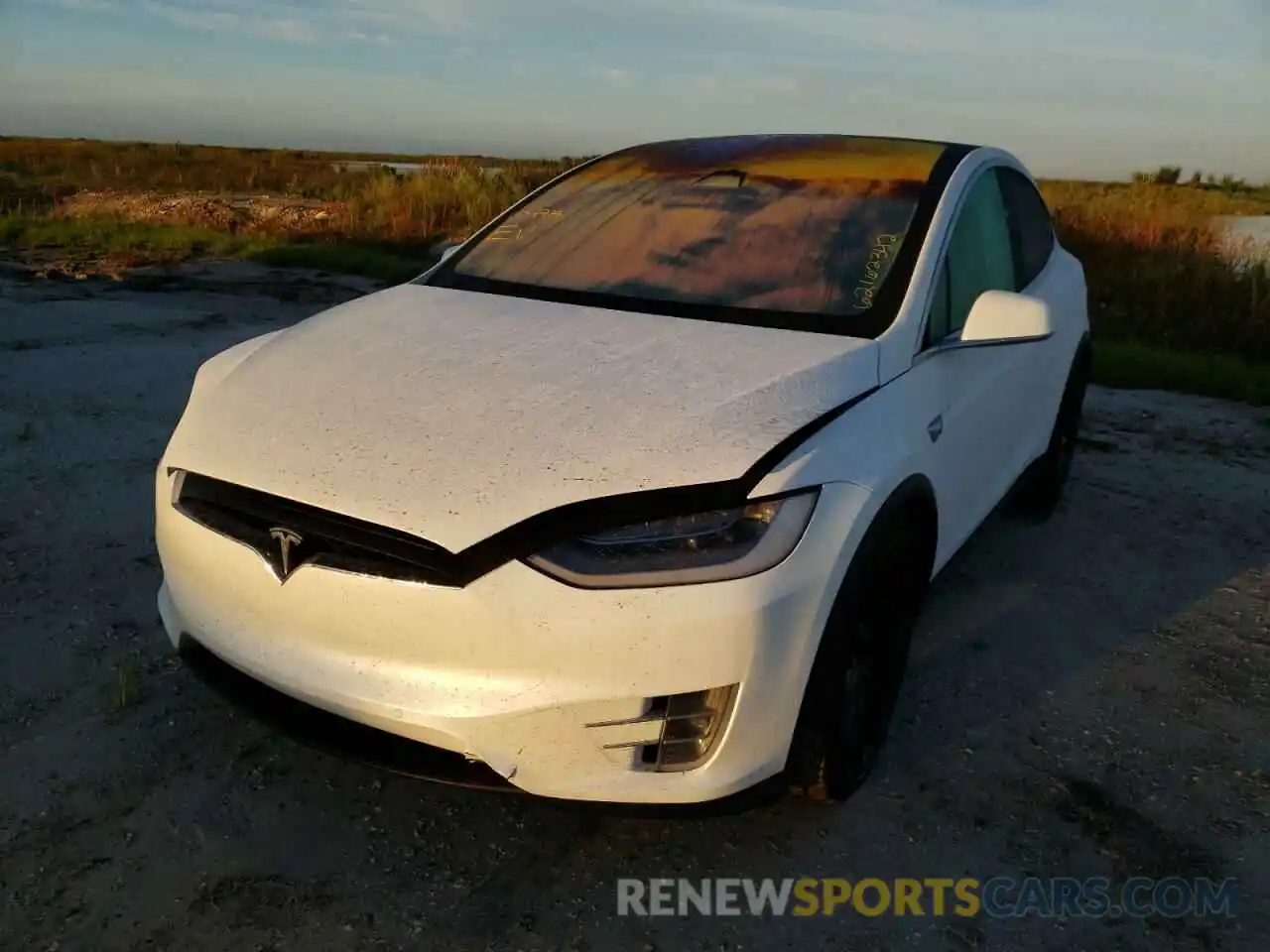 2 Фотография поврежденного автомобиля 5YJXCBE46LF298377 TESLA MODEL X 2020