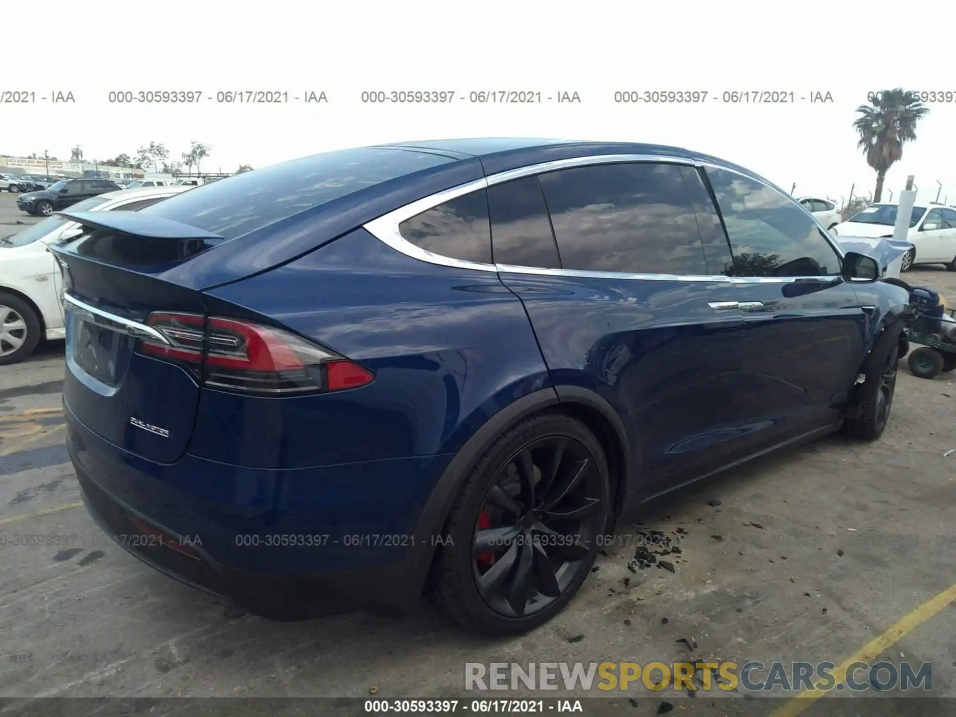 4 Photograph of a damaged car 5YJXCBE47LF281619 TESLA MODEL X 2020