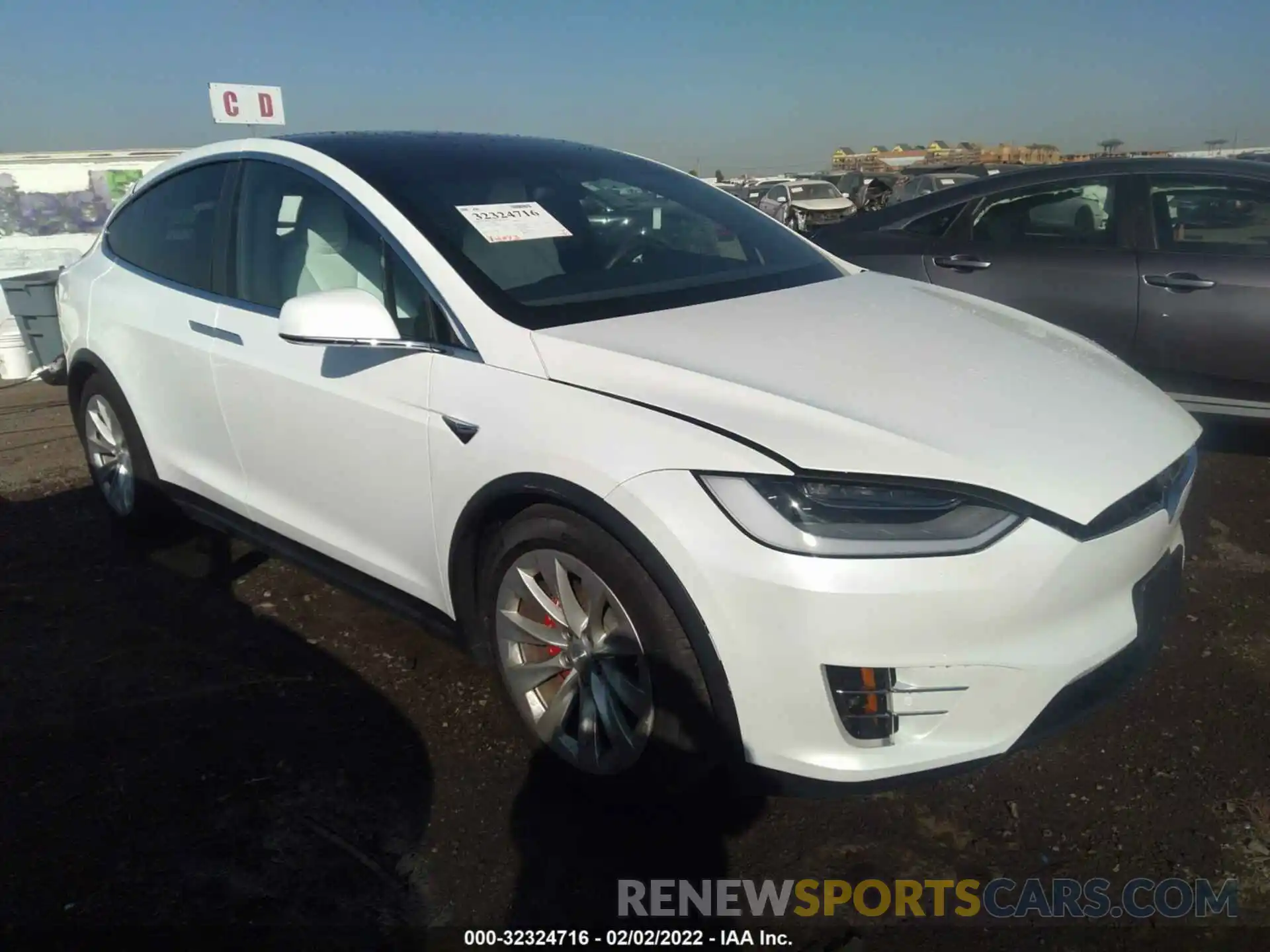 1 Photograph of a damaged car 5YJXCBE47LF303960 TESLA MODEL X 2020