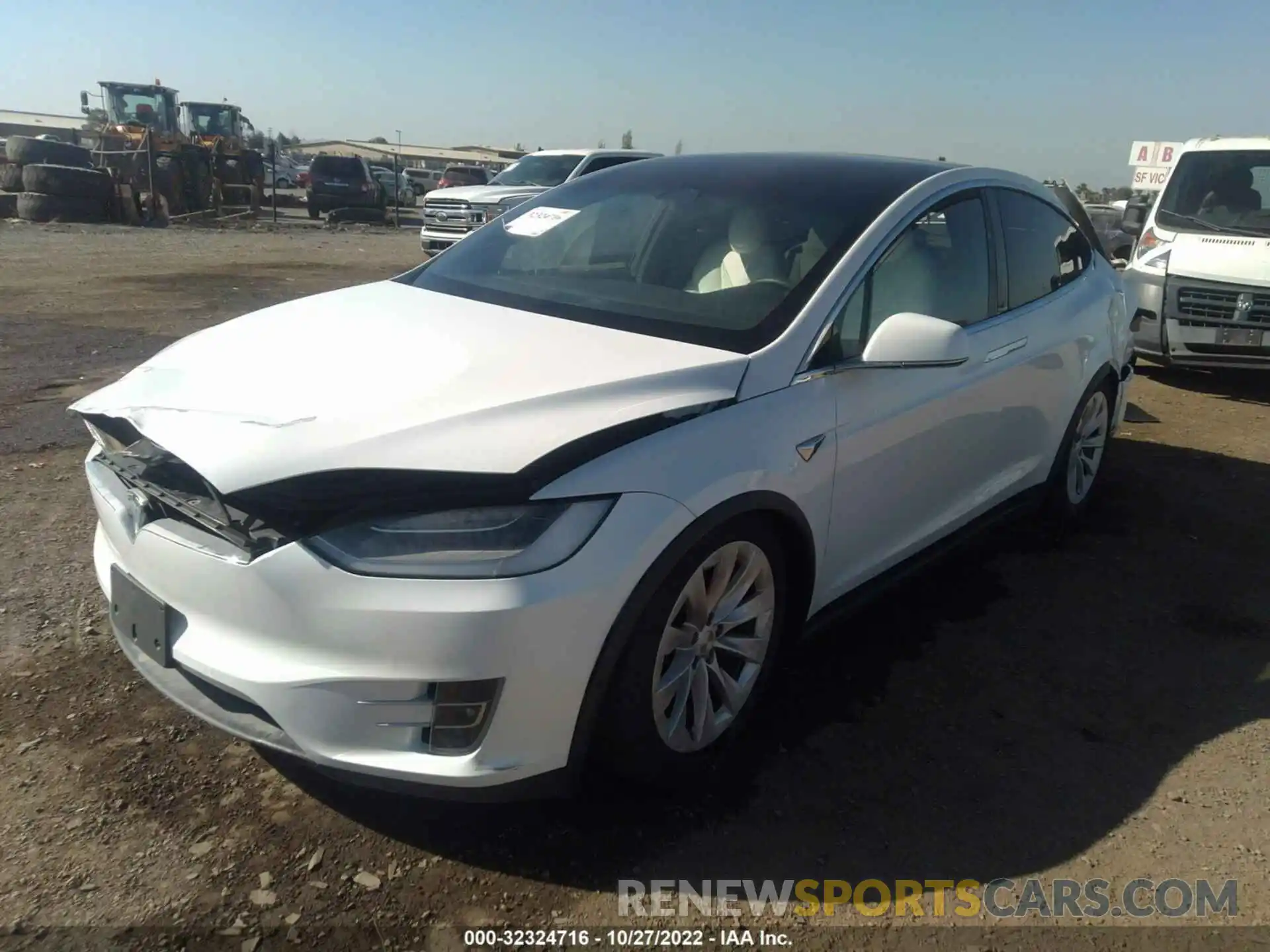 2 Photograph of a damaged car 5YJXCBE47LF303960 TESLA MODEL X 2020