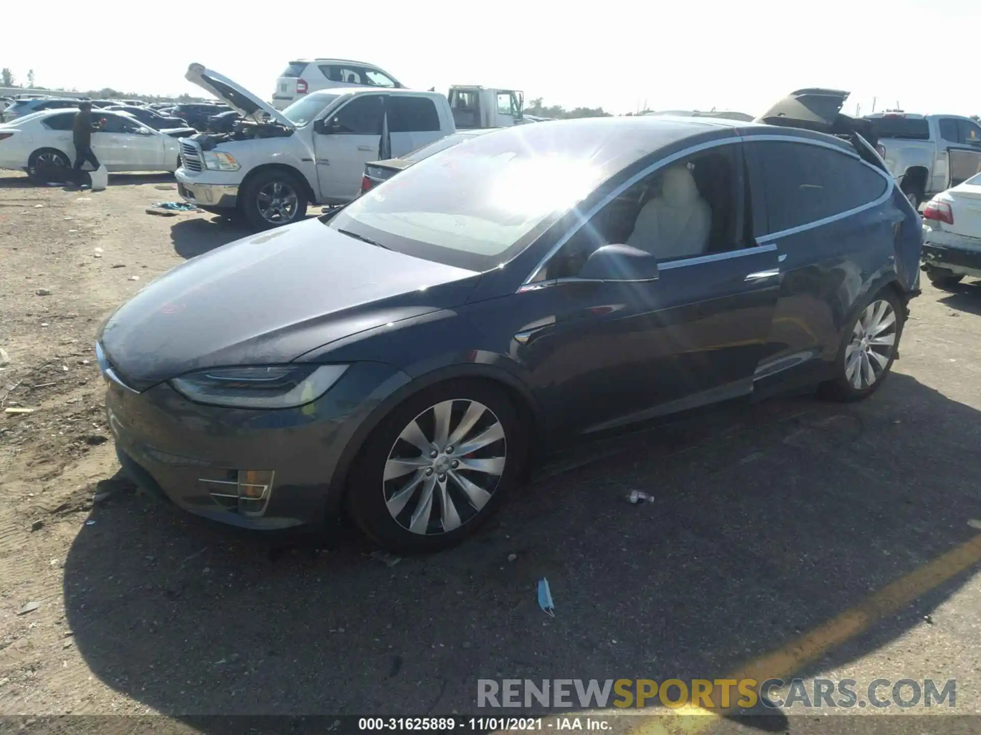 2 Photograph of a damaged car 5YJXCBE48LF273822 TESLA MODEL X 2020