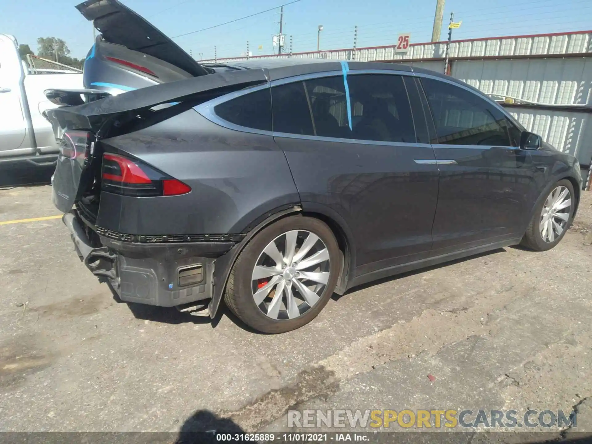 4 Фотография поврежденного автомобиля 5YJXCBE48LF273822 TESLA MODEL X 2020