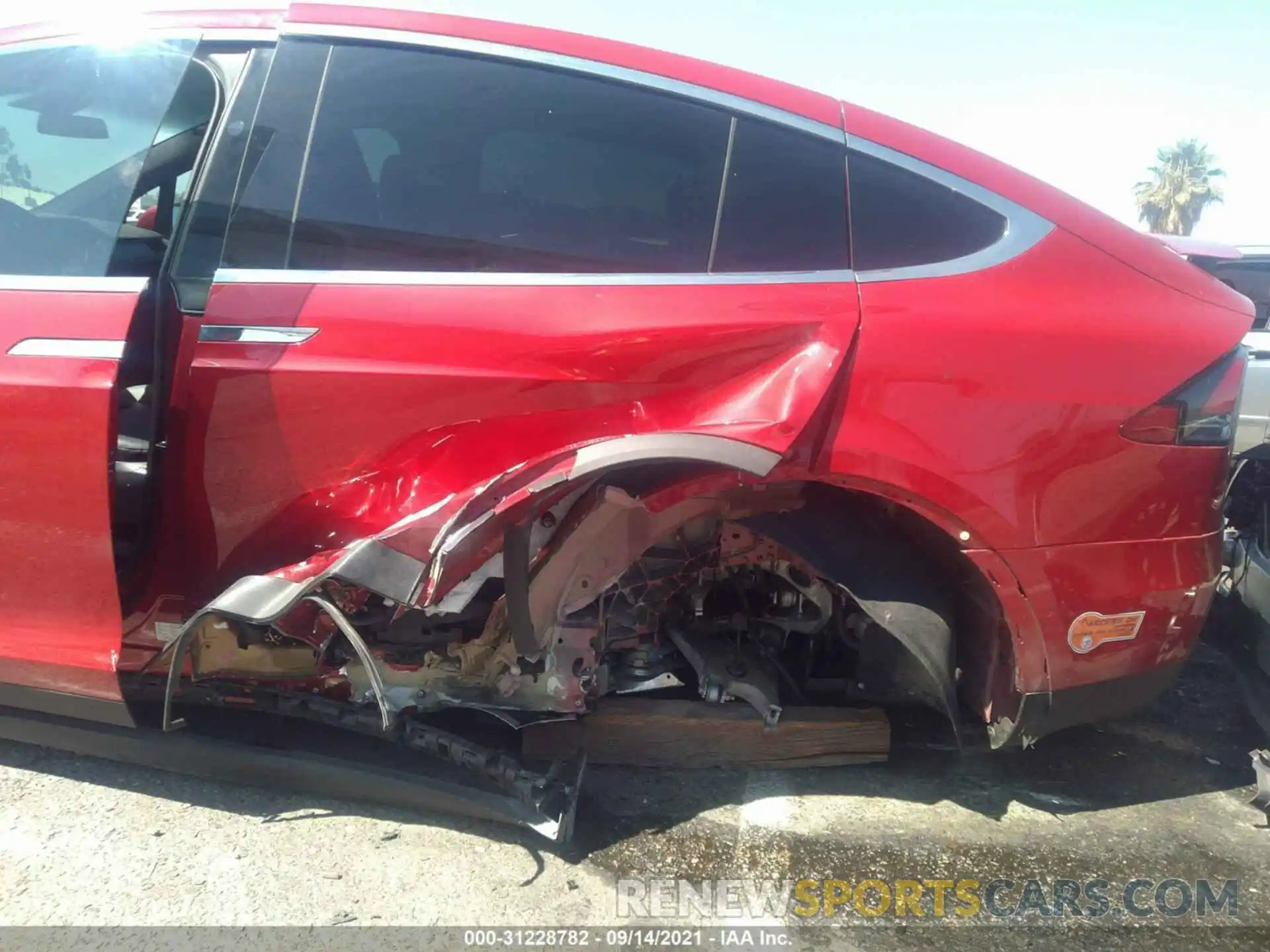 6 Photograph of a damaged car 5YJXCDE20LF245443 TESLA MODEL X 2020