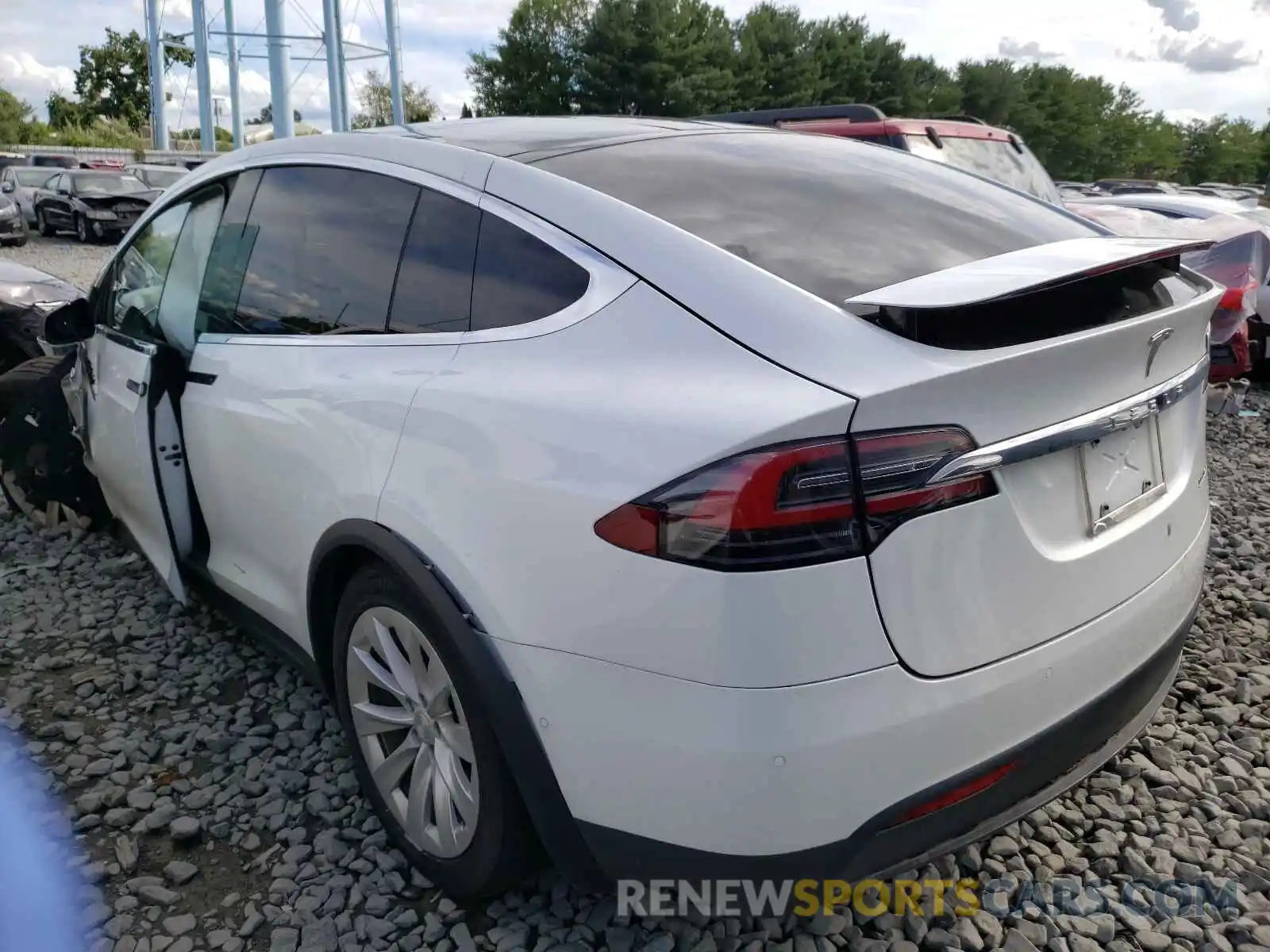 3 Фотография поврежденного автомобиля 5YJXCDE20LF301753 TESLA MODEL X 2020