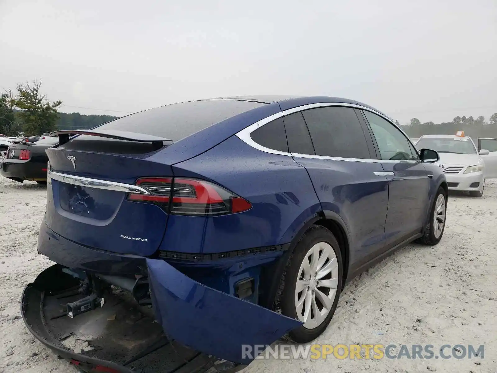 4 Фотография поврежденного автомобиля 5YJXCDE21LF216839 TESLA MODEL X 2020