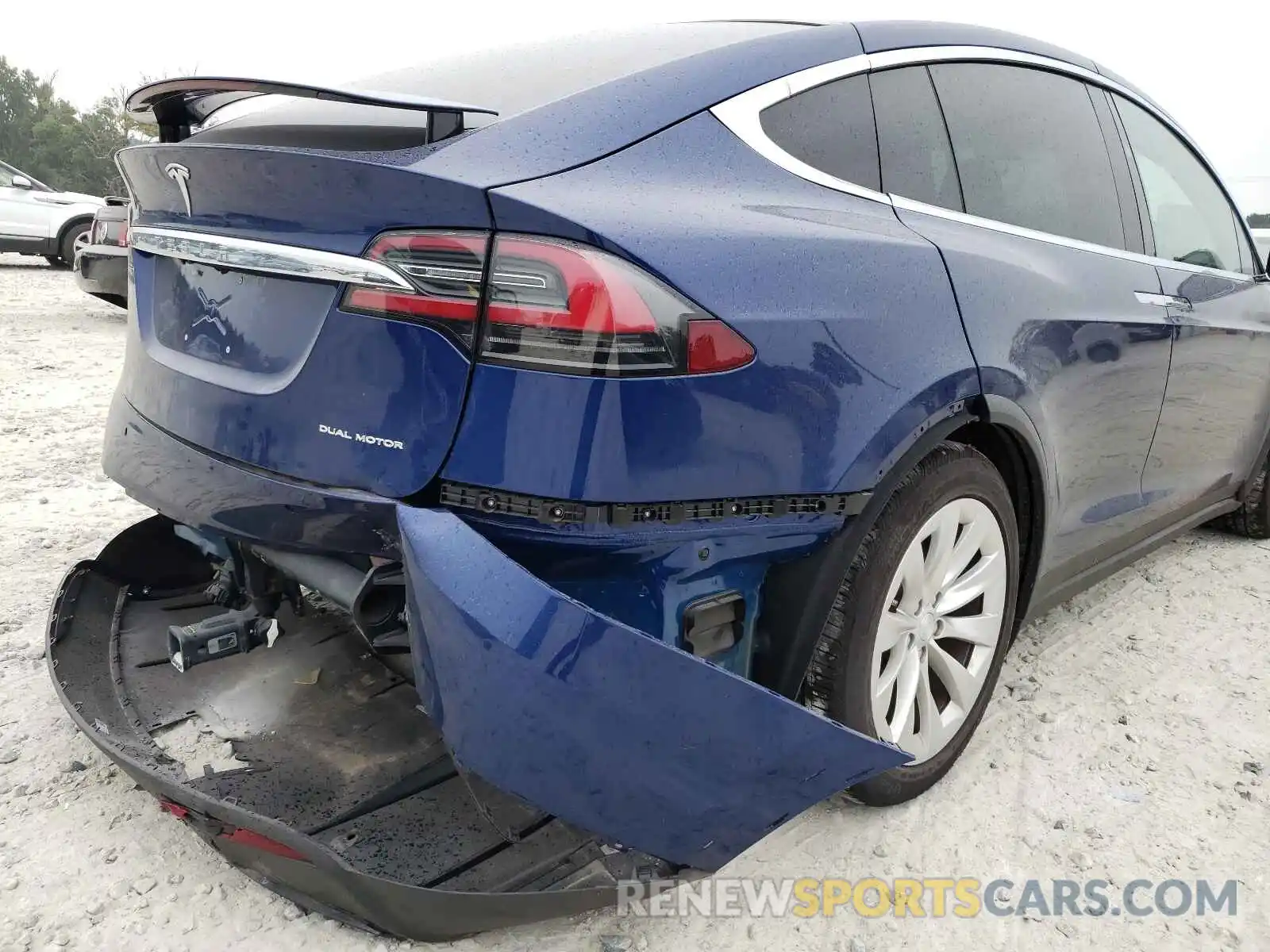 9 Photograph of a damaged car 5YJXCDE21LF216839 TESLA MODEL X 2020