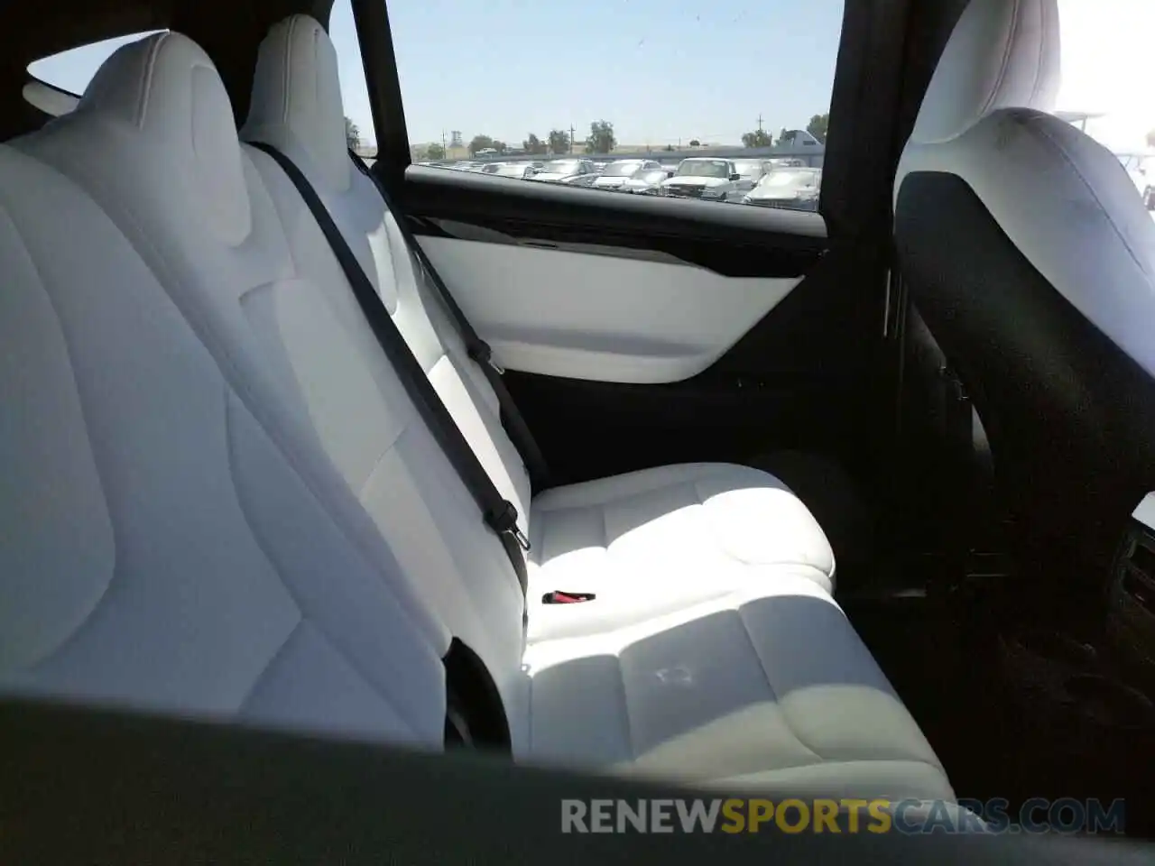 6 Photograph of a damaged car 5YJXCDE21LF236850 TESLA MODEL X 2020