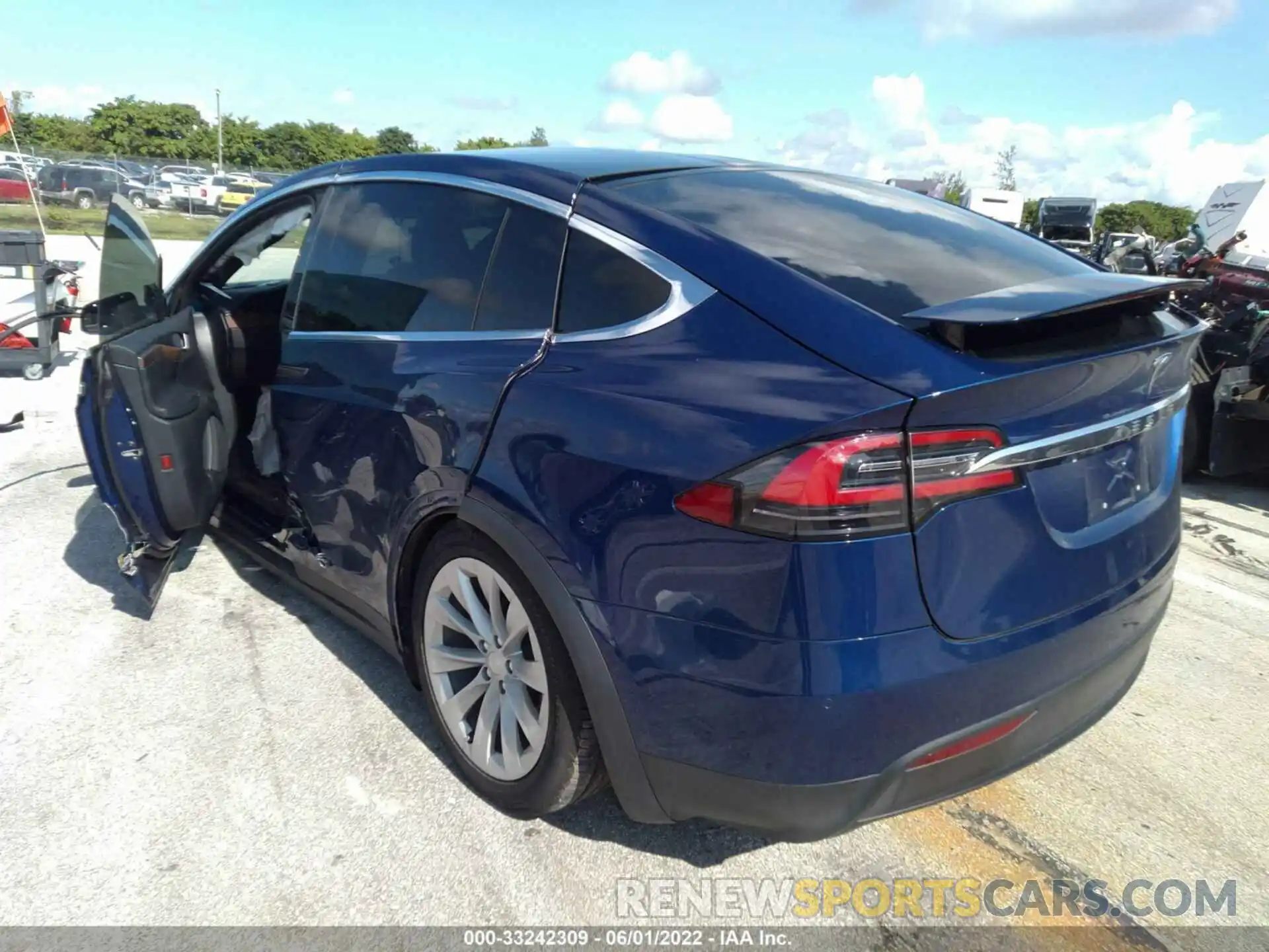 3 Photograph of a damaged car 5YJXCDE21LF282162 TESLA MODEL X 2020