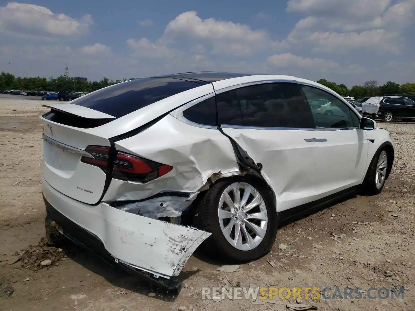 4 Photograph of a damaged car 5YJXCDE22LF219510 TESLA MODEL X 2020