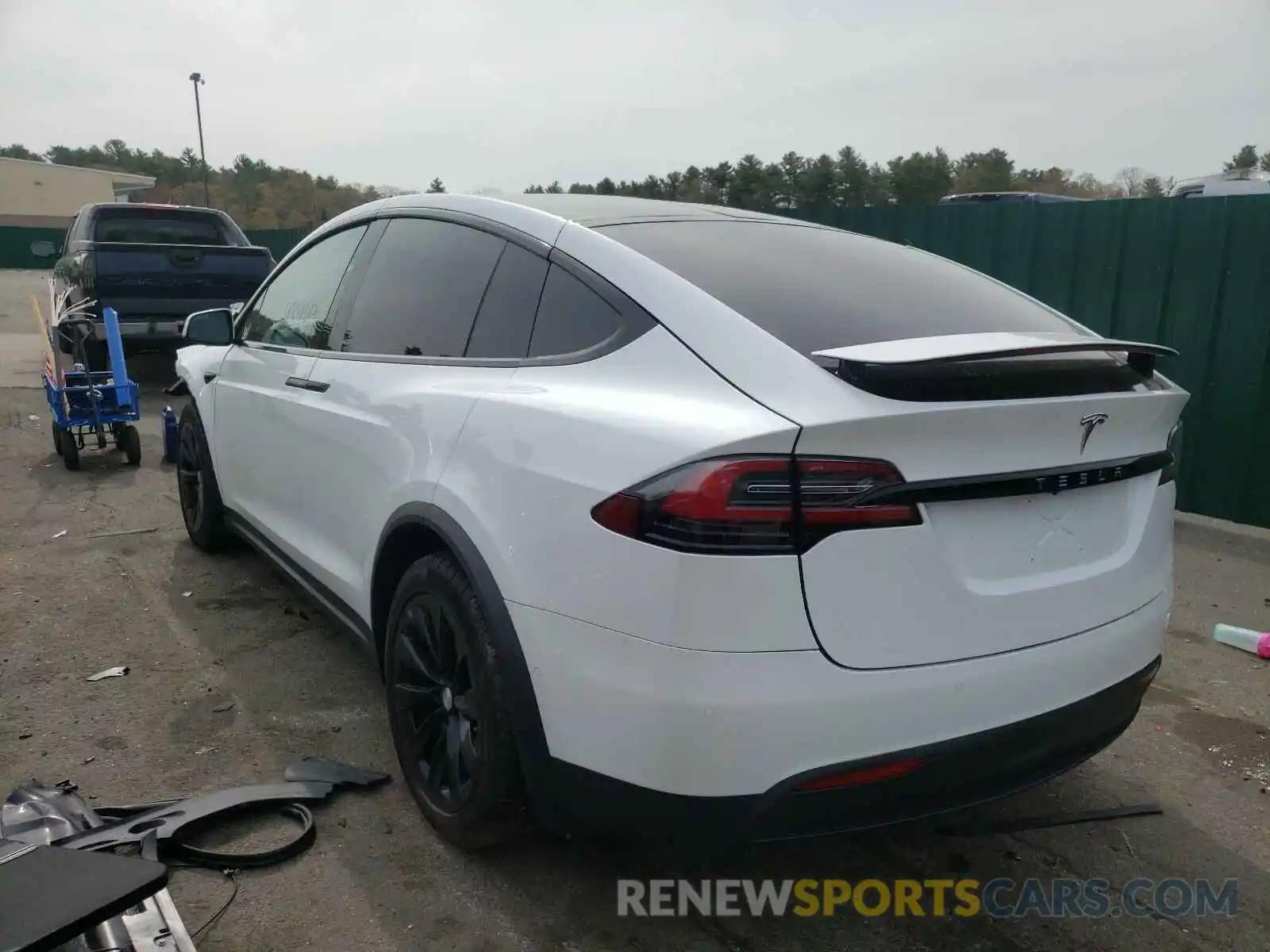 3 Фотография поврежденного автомобиля 5YJXCDE22LF232340 TESLA MODEL X 2020