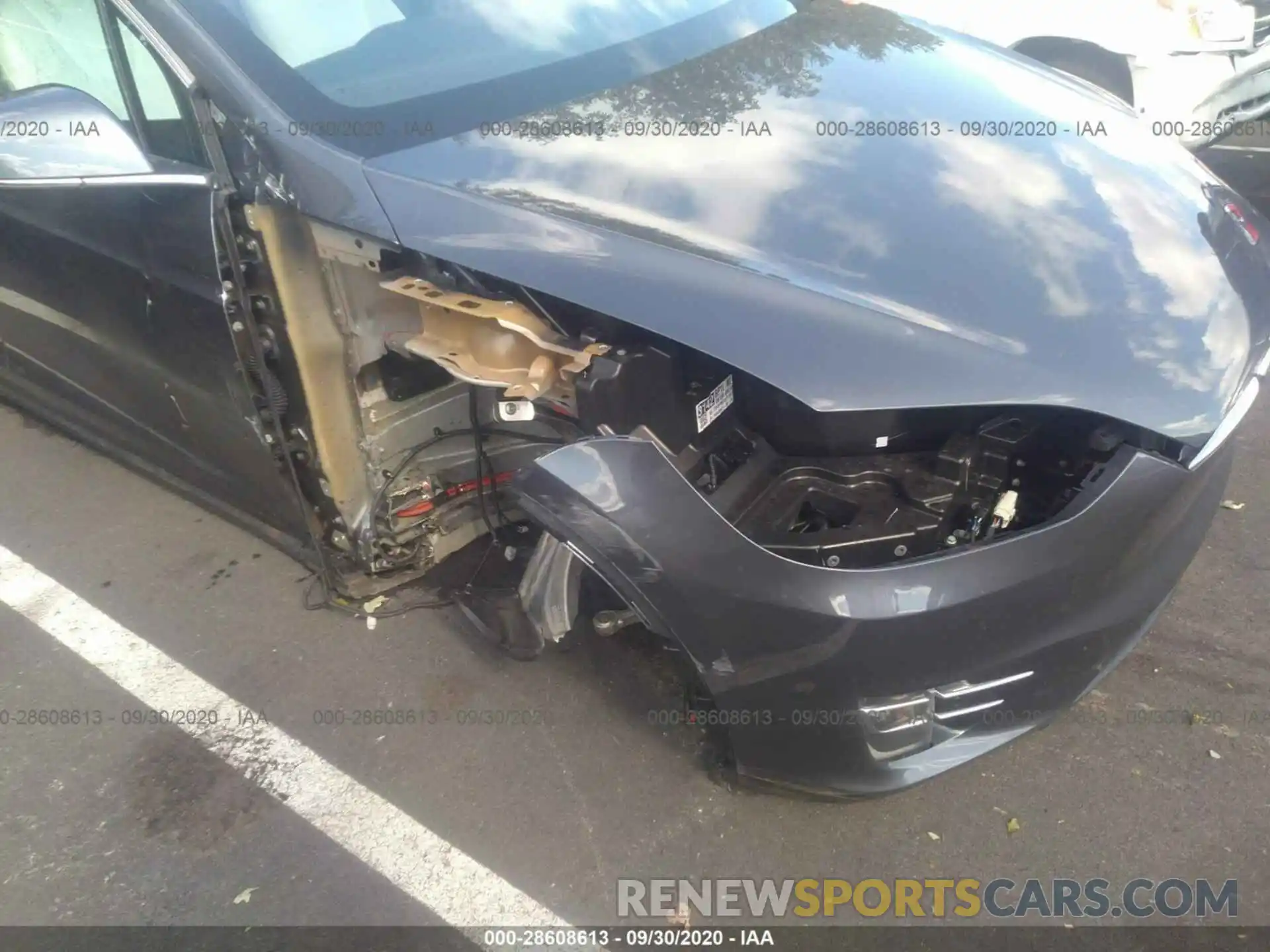 6 Photograph of a damaged car 5YJXCDE22LF248991 TESLA MODEL X 2020