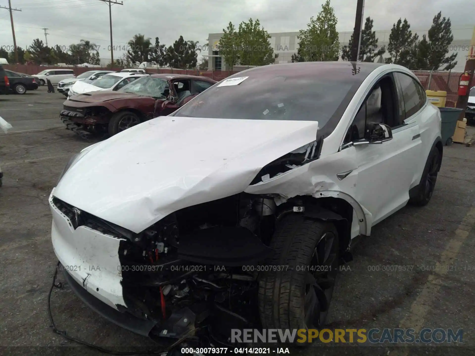 2 Photograph of a damaged car 5YJXCDE22LF285944 TESLA MODEL X 2020