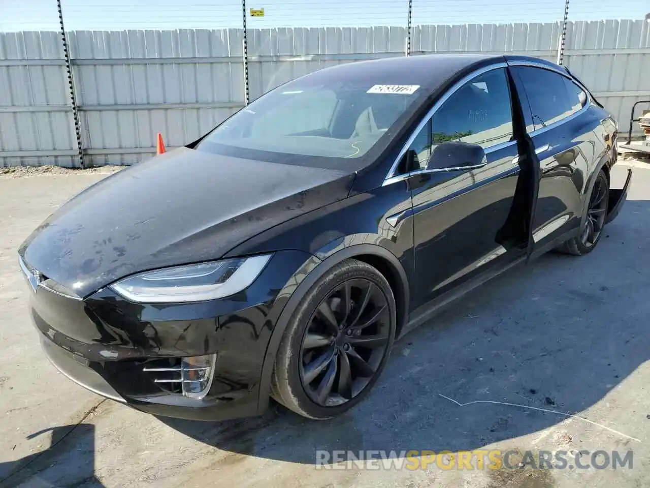 2 Photograph of a damaged car 5YJXCDE22LF296359 TESLA MODEL X 2020