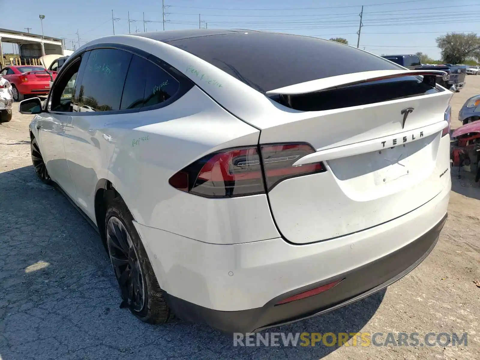 3 Фотография поврежденного автомобиля 5YJXCDE23LF242567 TESLA MODEL X 2020