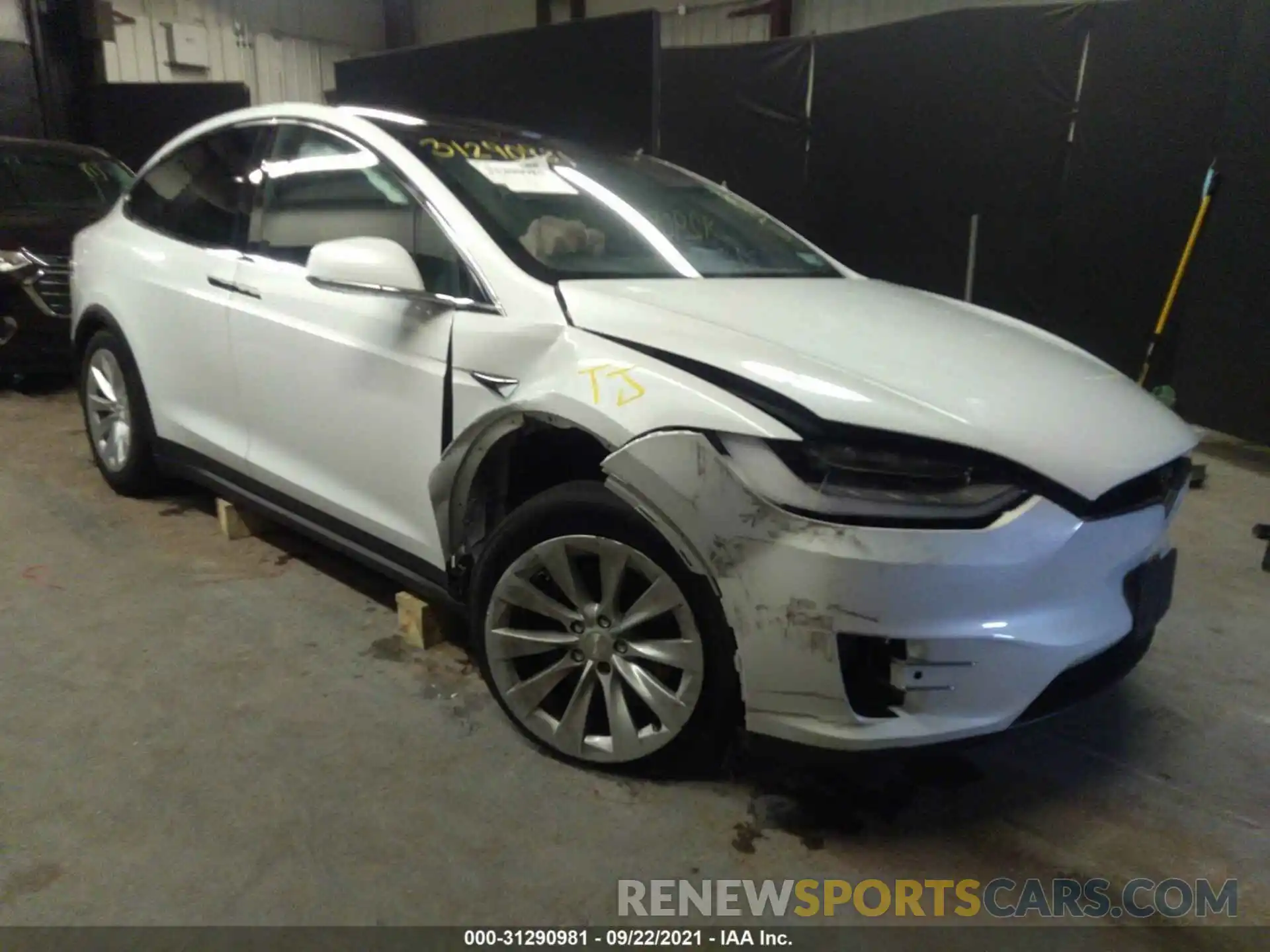 1 Photograph of a damaged car 5YJXCDE23LF299948 TESLA MODEL X 2020