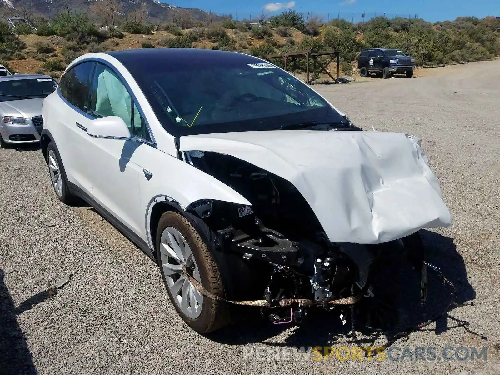 1 Photograph of a damaged car 5YJXCDE24LF235160 TESLA MODEL X 2020