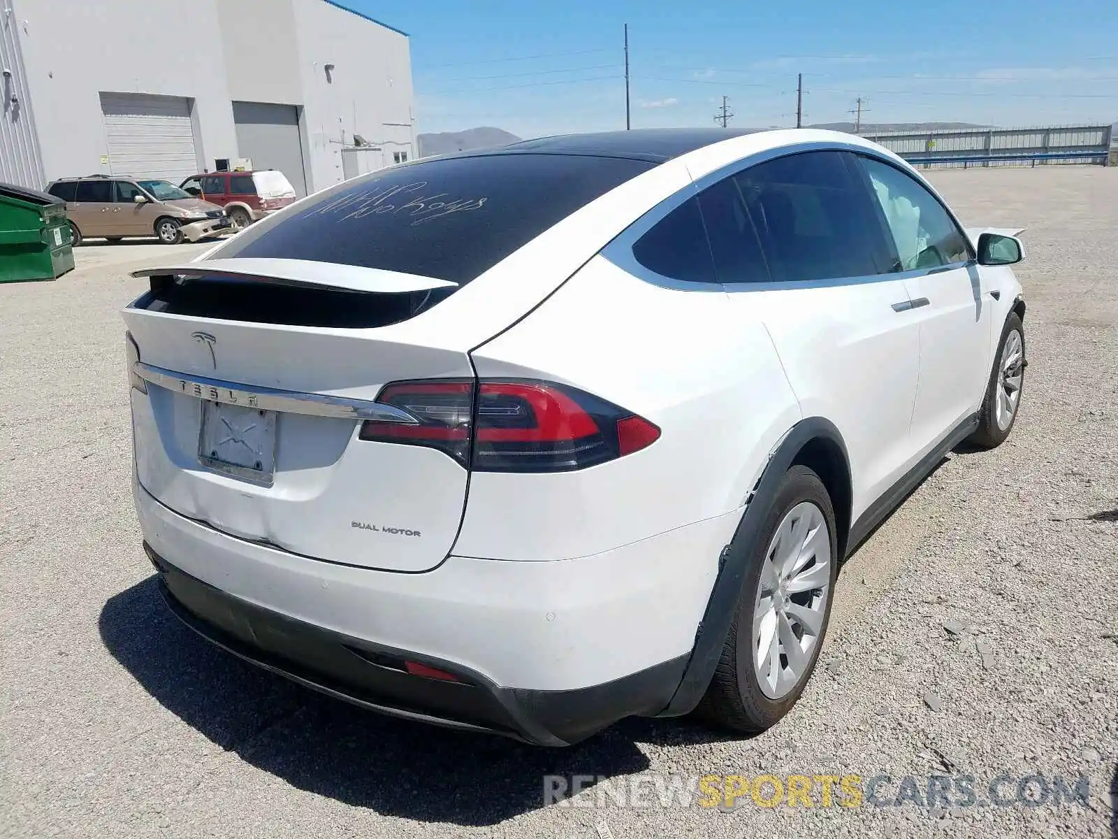 4 Фотография поврежденного автомобиля 5YJXCDE24LF235160 TESLA MODEL X 2020