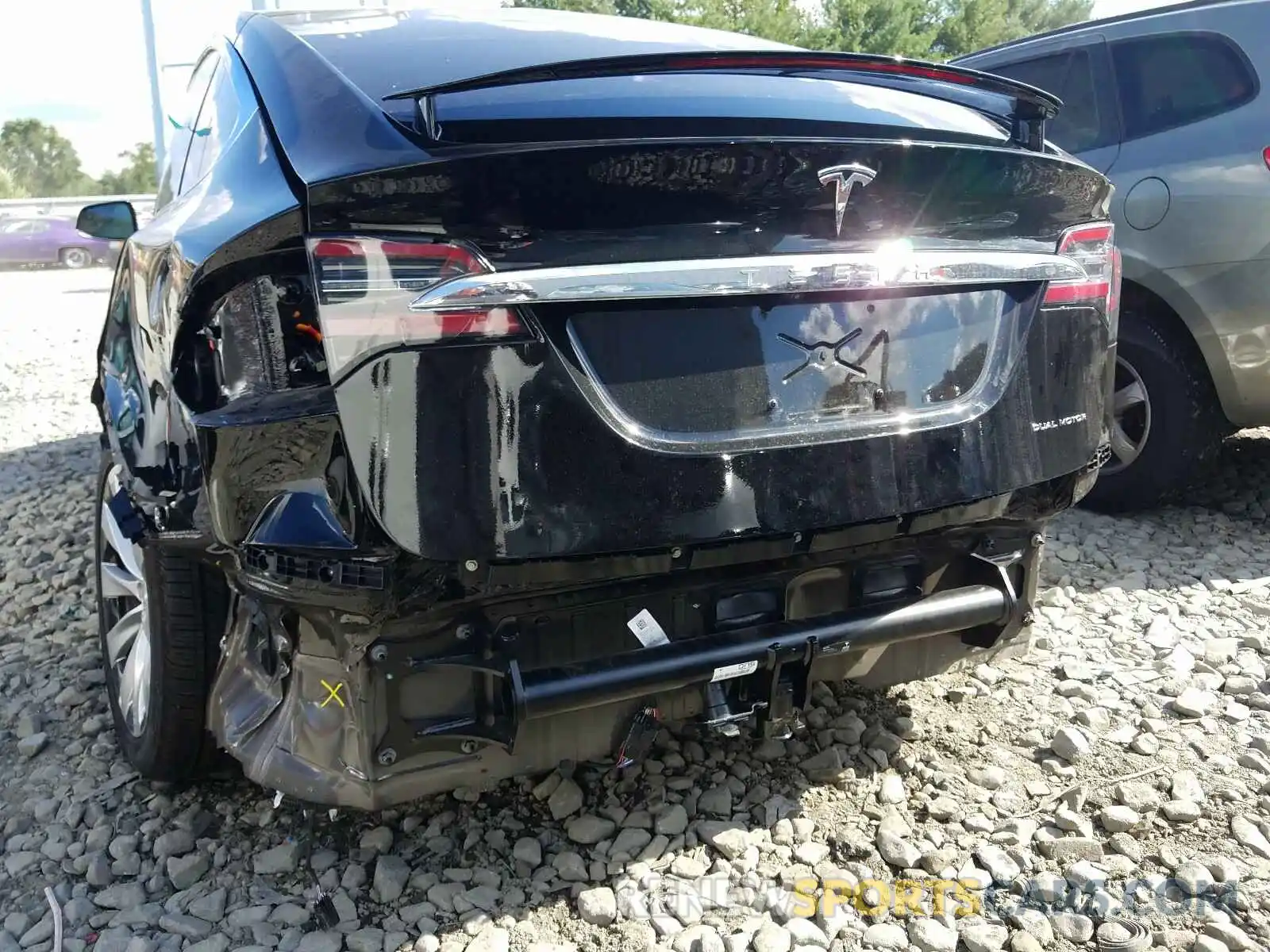 9 Photograph of a damaged car 5YJXCDE25LF248306 TESLA MODEL X 2020
