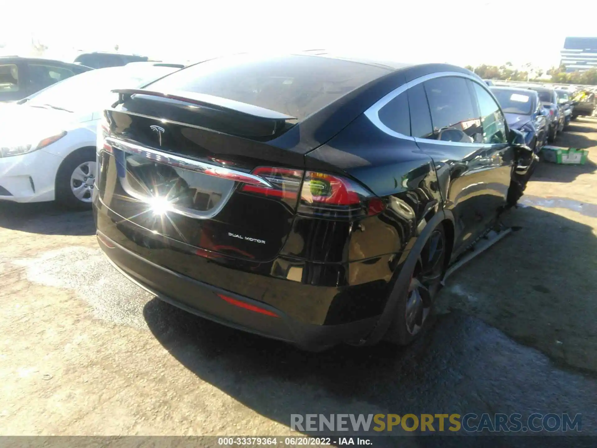 4 Фотография поврежденного автомобиля 5YJXCDE25LF260844 TESLA MODEL X 2020