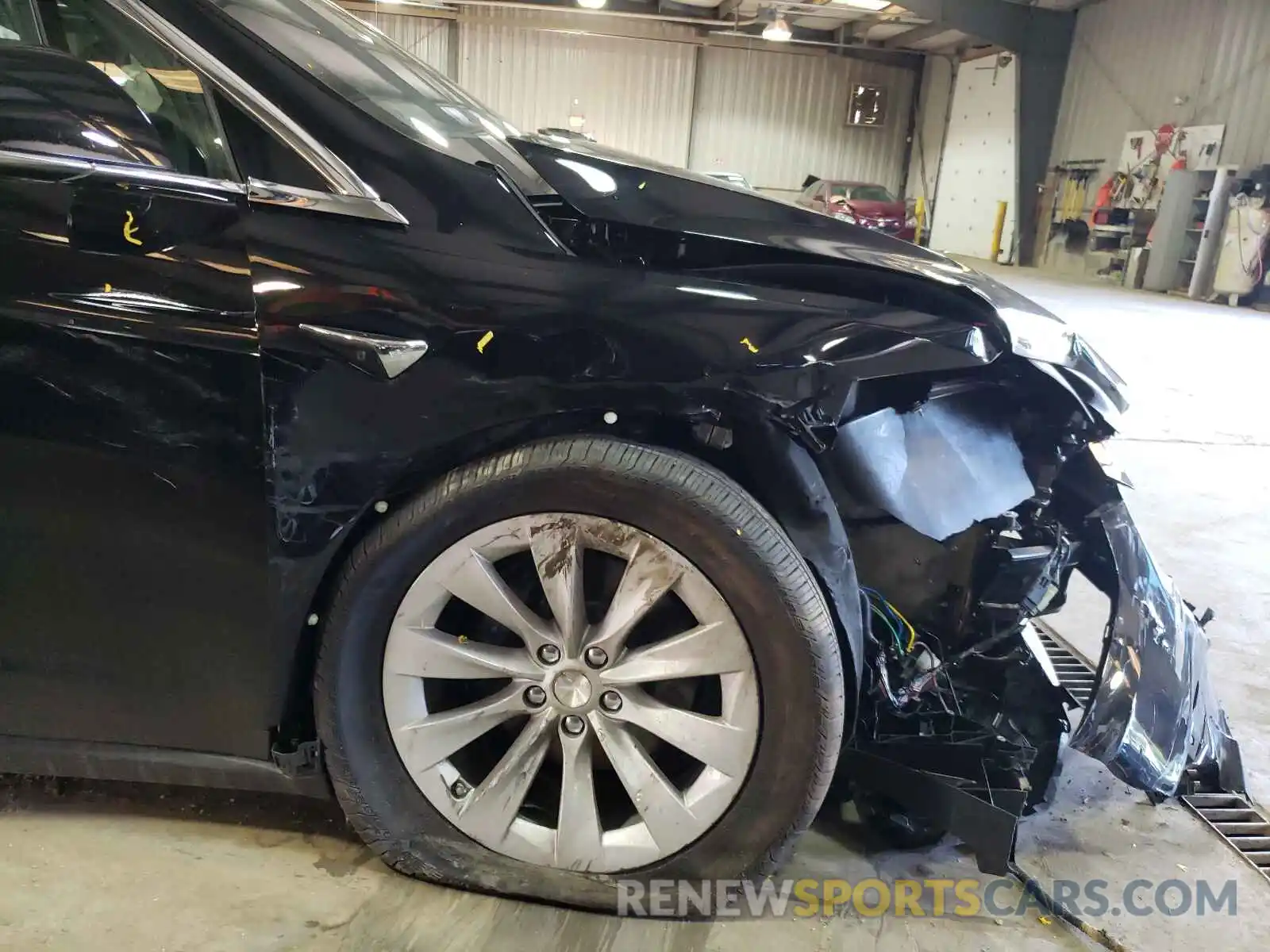 9 Photograph of a damaged car 5YJXCDE25LF300226 TESLA MODEL X 2020