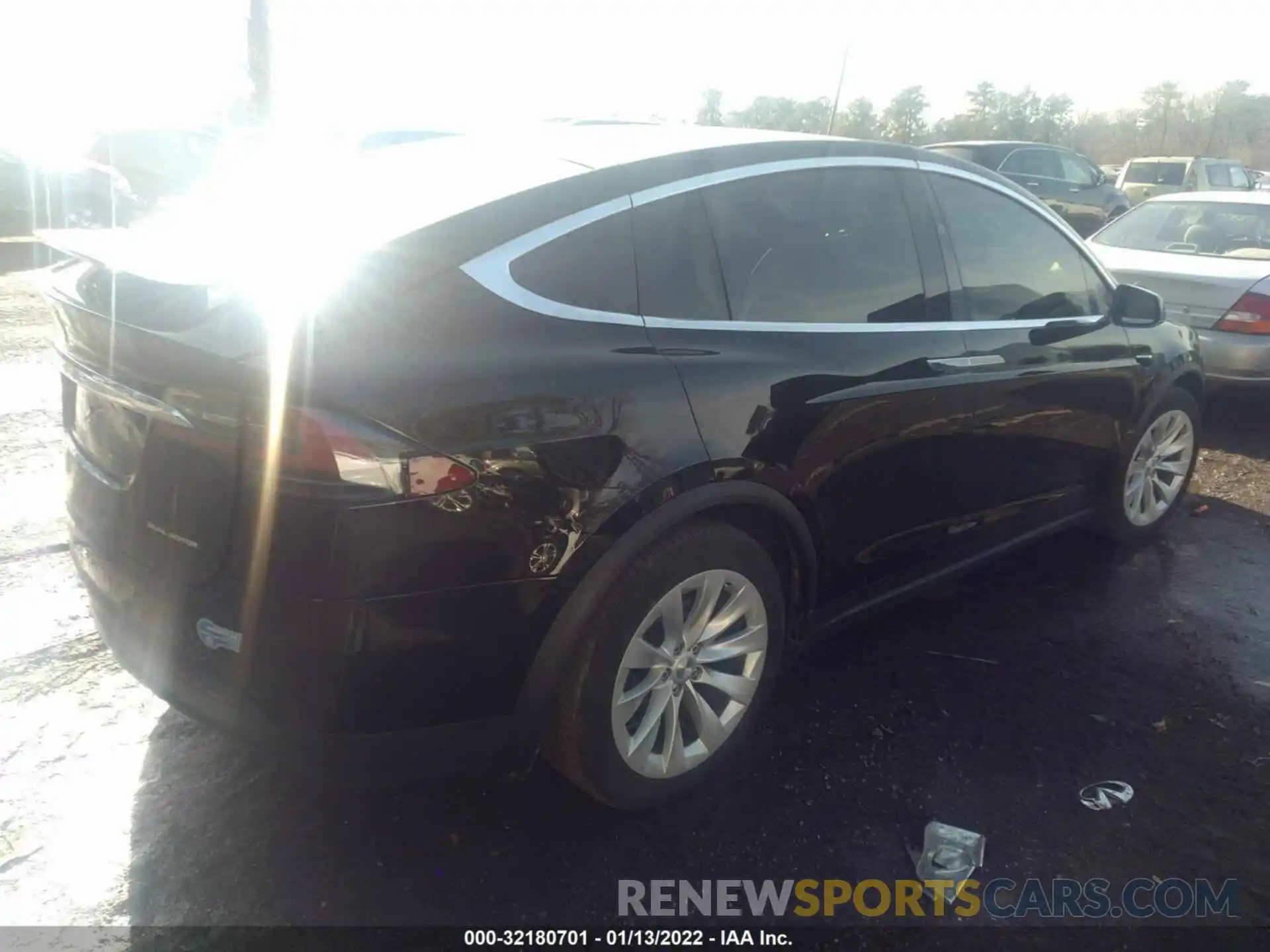 4 Photograph of a damaged car 5YJXCDE25LF305121 TESLA MODEL X 2020