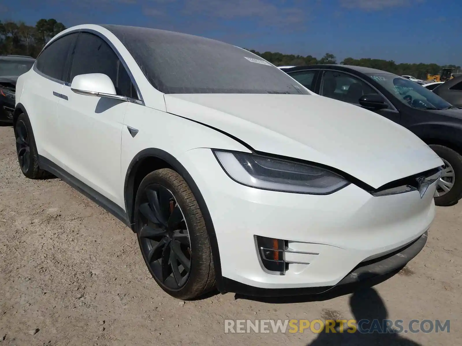 1 Photograph of a damaged car 5YJXCDE26LF234284 TESLA MODEL X 2020