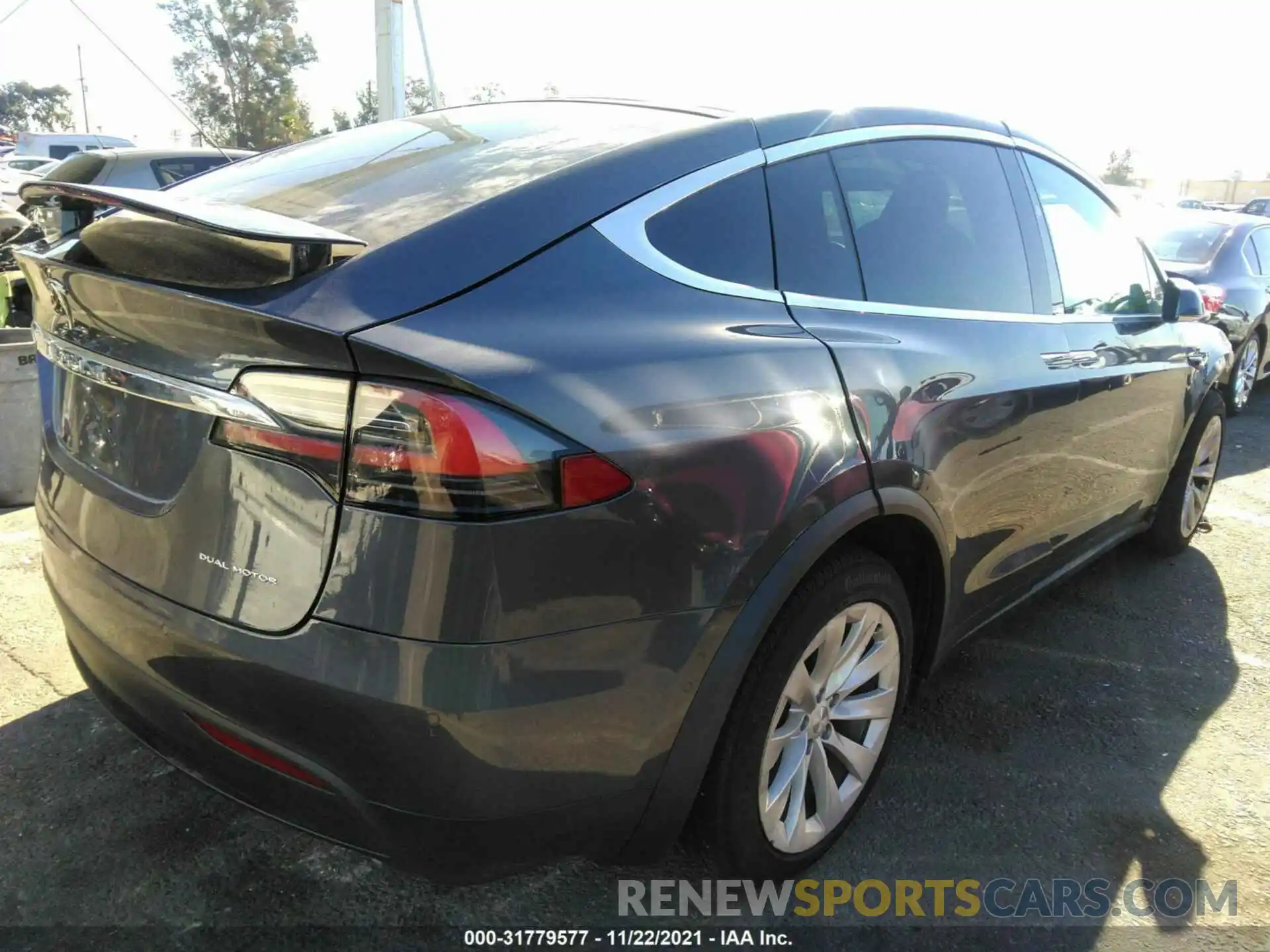 4 Фотография поврежденного автомобиля 5YJXCDE26LF236262 TESLA MODEL X 2020