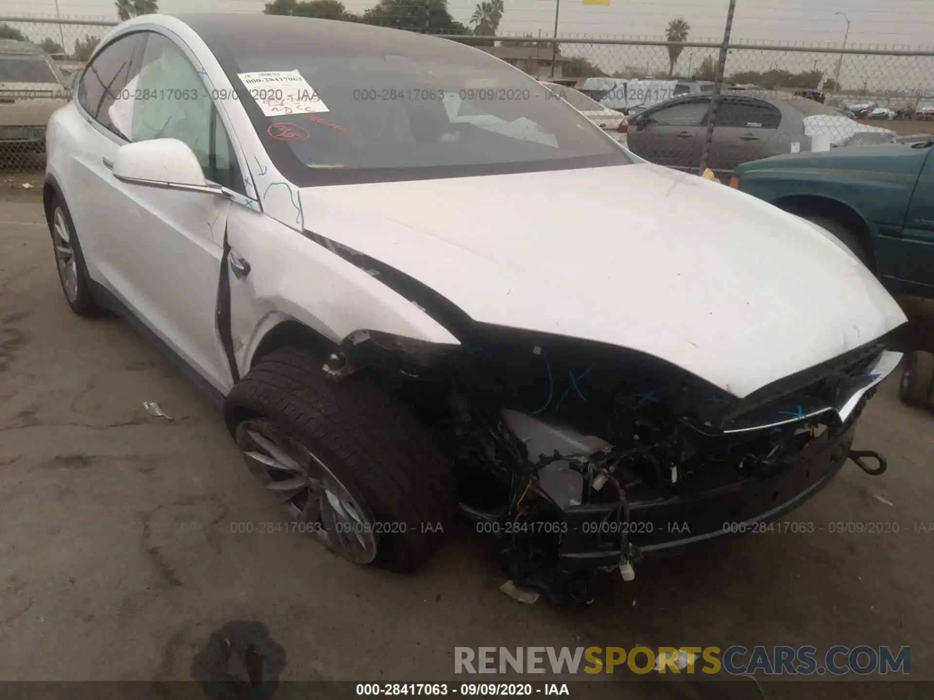 1 Photograph of a damaged car 5YJXCDE26LF250128 TESLA MODEL X 2020