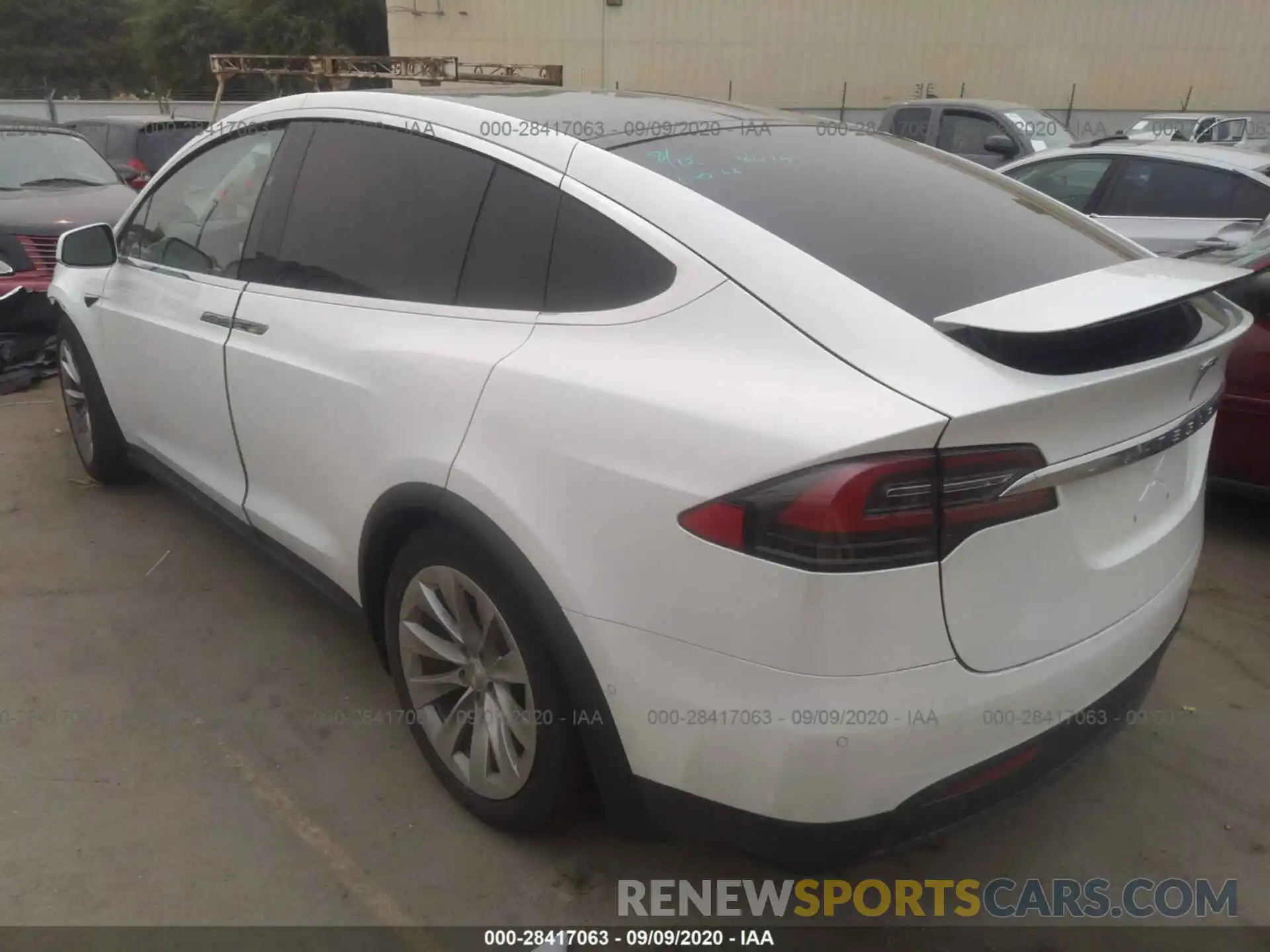 3 Фотография поврежденного автомобиля 5YJXCDE26LF250128 TESLA MODEL X 2020