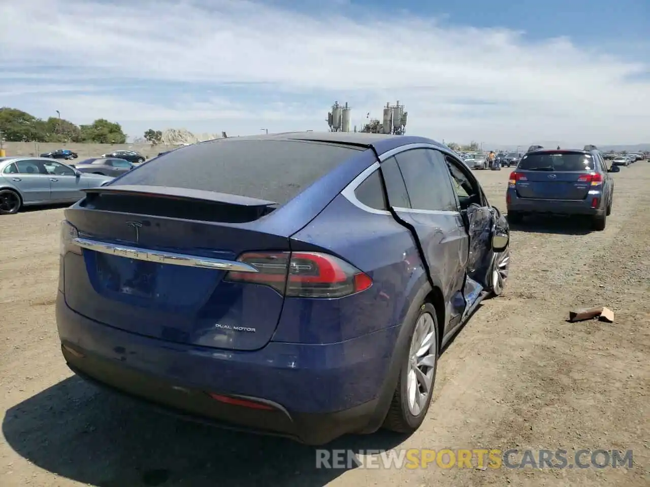 4 Photograph of a damaged car 5YJXCDE26LF261288 TESLA MODEL X 2020