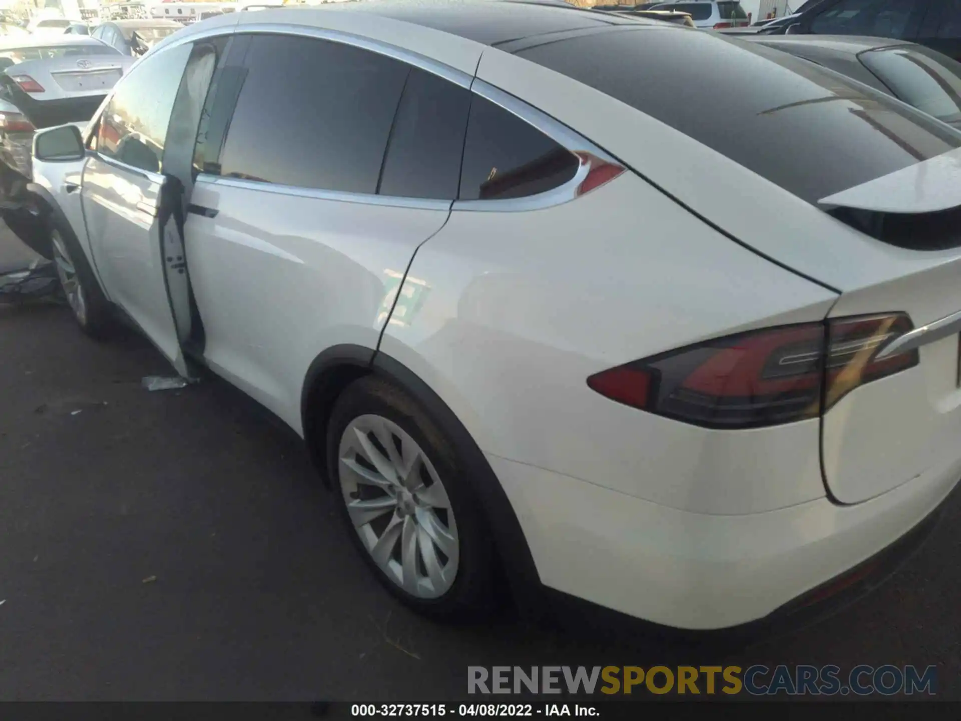 3 Фотография поврежденного автомобиля 5YJXCDE26LF280956 TESLA MODEL X 2020