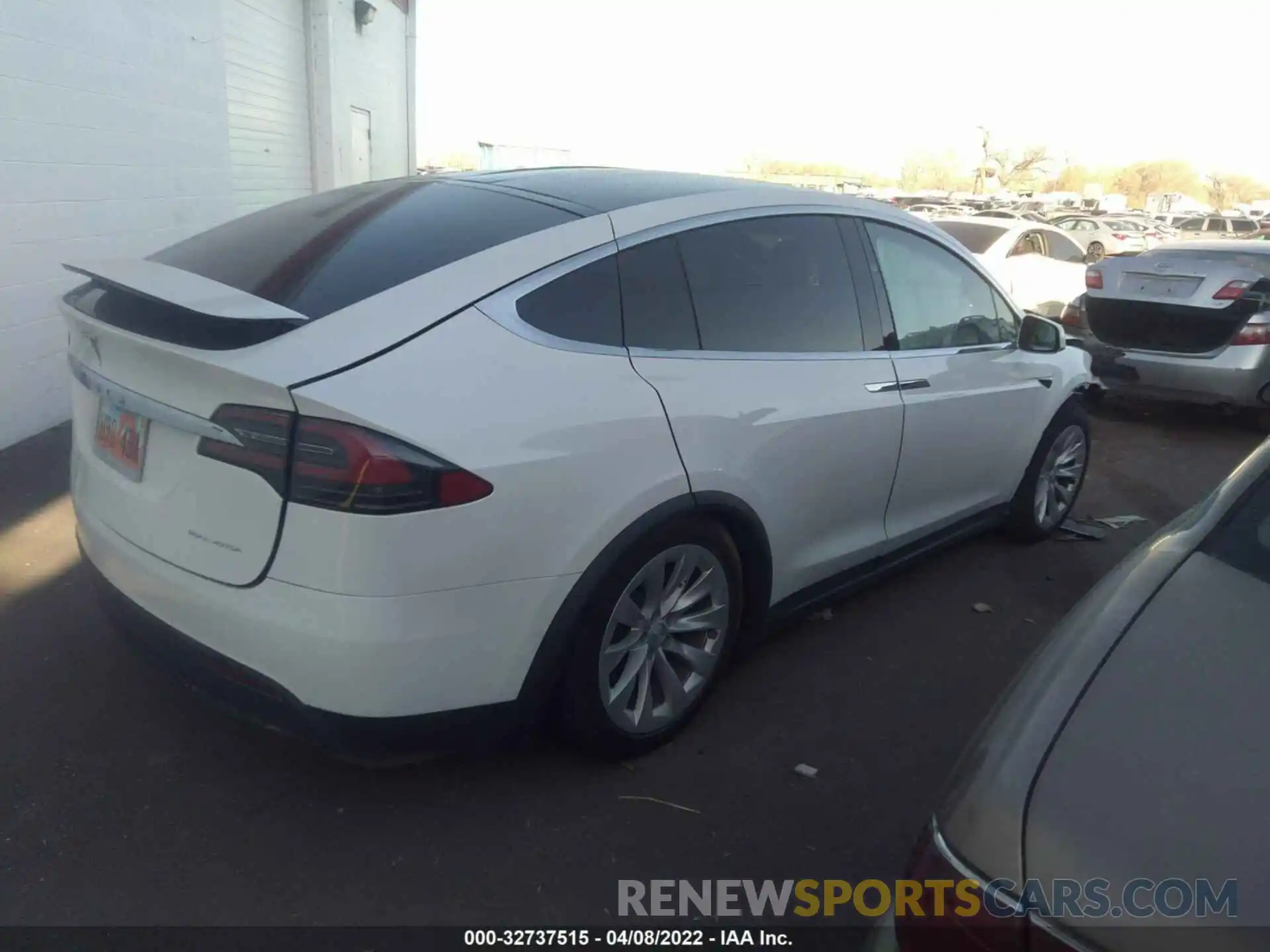 4 Фотография поврежденного автомобиля 5YJXCDE26LF280956 TESLA MODEL X 2020