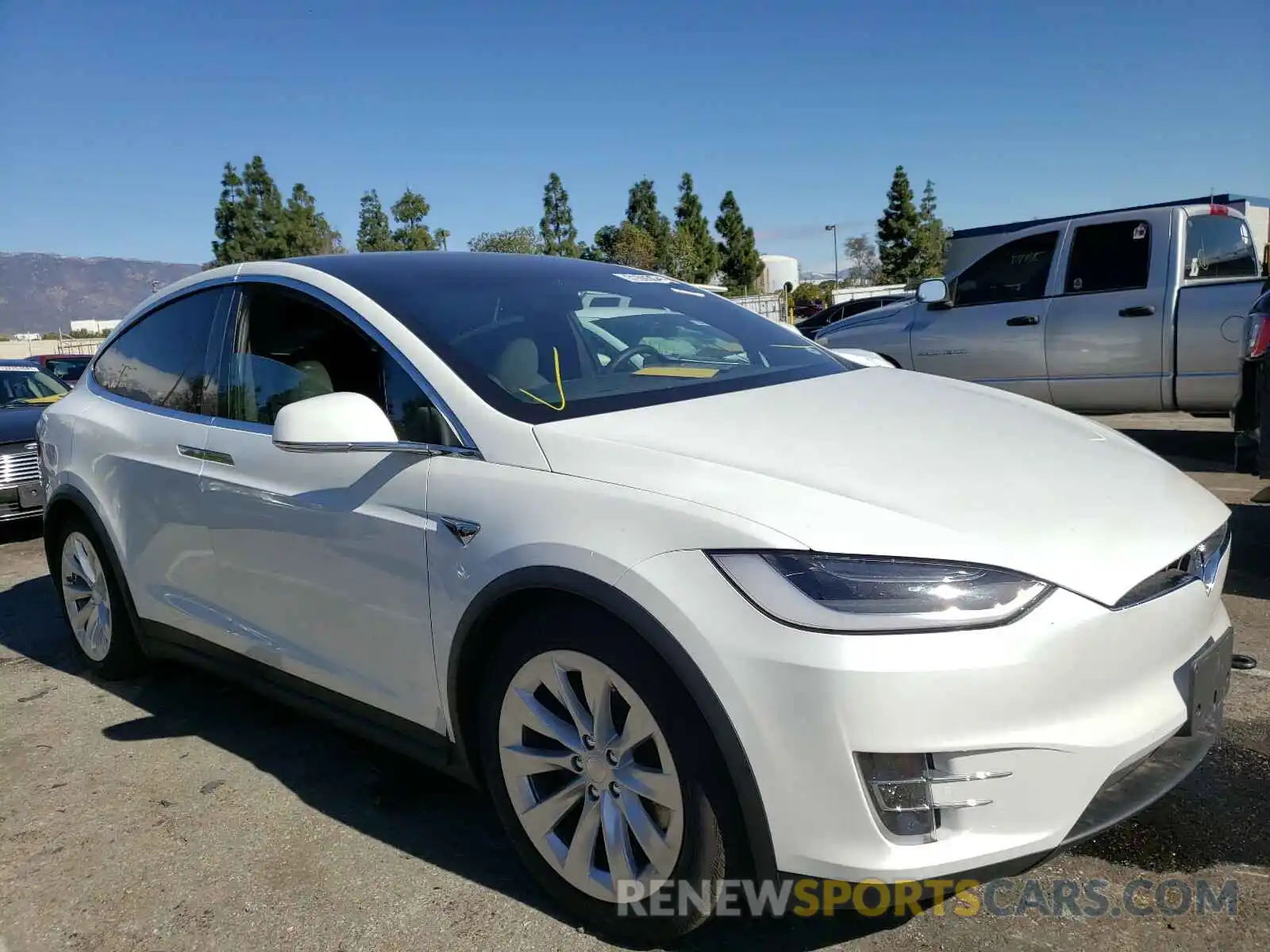 1 Photograph of a damaged car 5YJXCDE27LF238361 TESLA MODEL X 2020